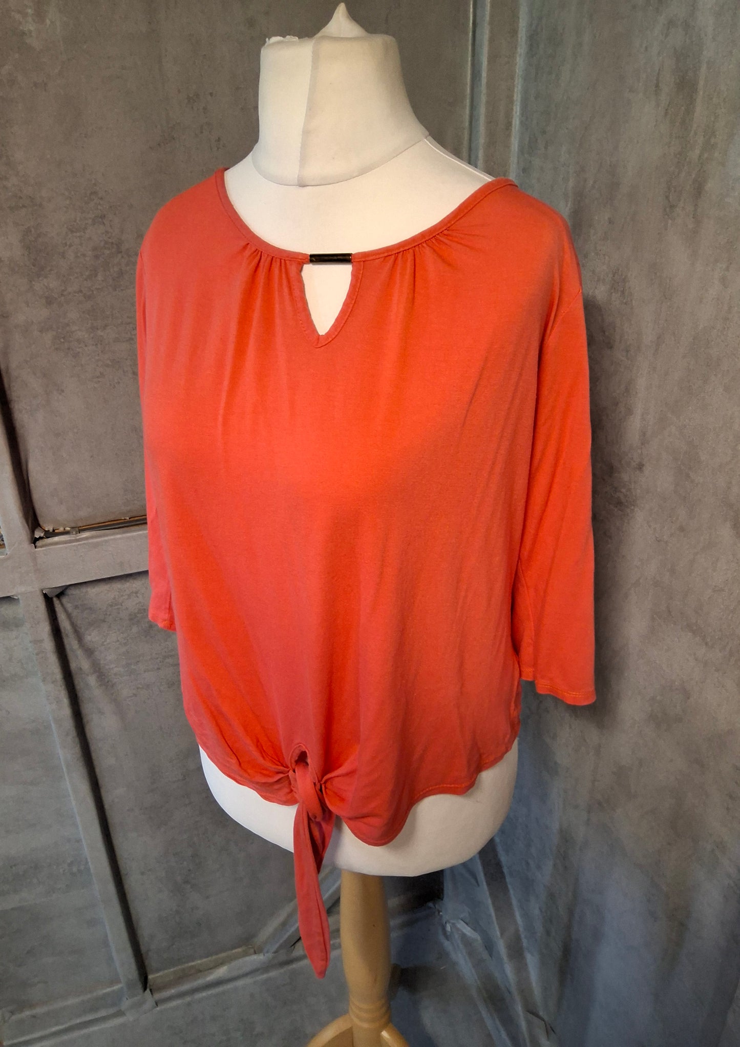 Wallis Orange-Red Tie Front Top โ Size M (Fits size 10/12) โ Viscose