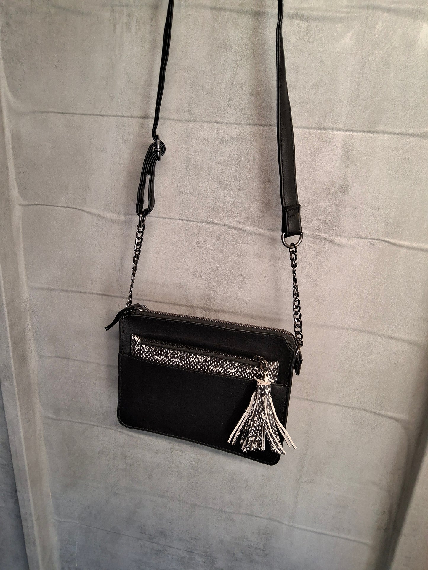 Primark Black Tassel Shoulder Bag – Adjustable Strap, Zip Close, Coin Purse, 22x18cm