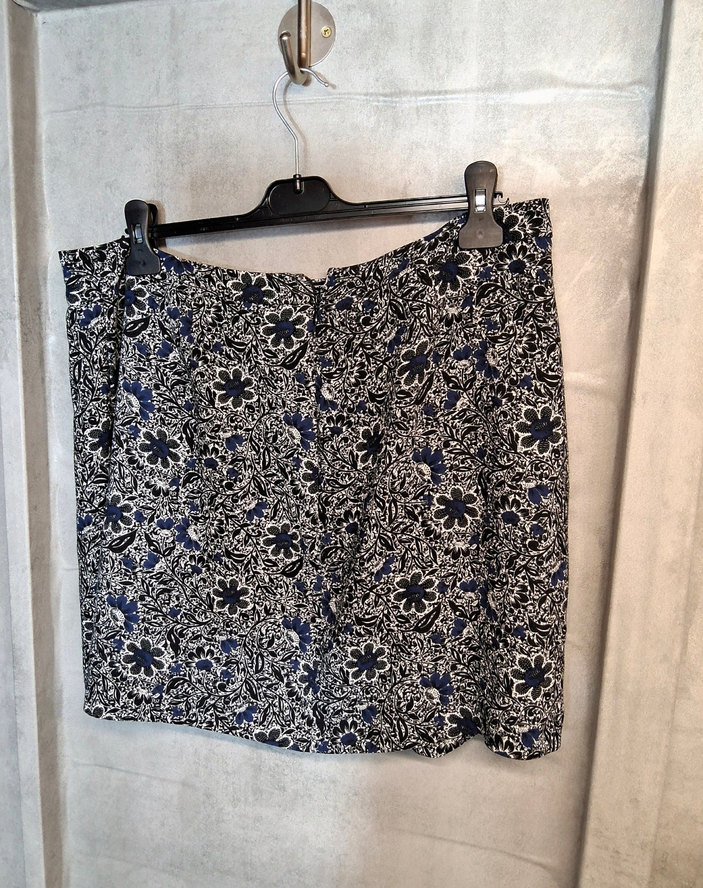 Next Black & Blue Floral Mini Skirt Size 16 – Lightweight, Back Zip, 100% Polyester, Unlined