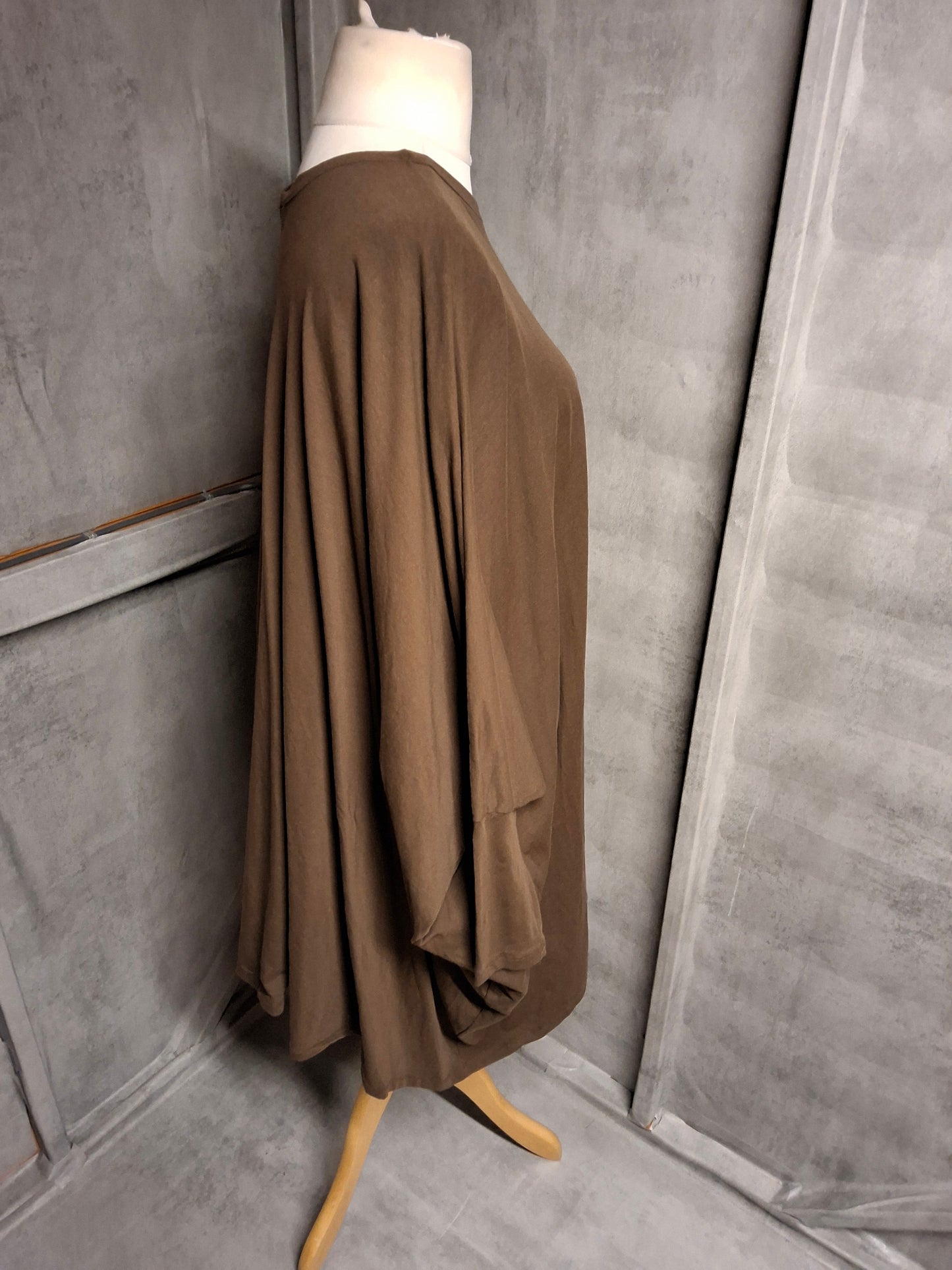 Influence London Oversized Brown T-Shirt Dress β UK 20+ β Asymmetrical Hem