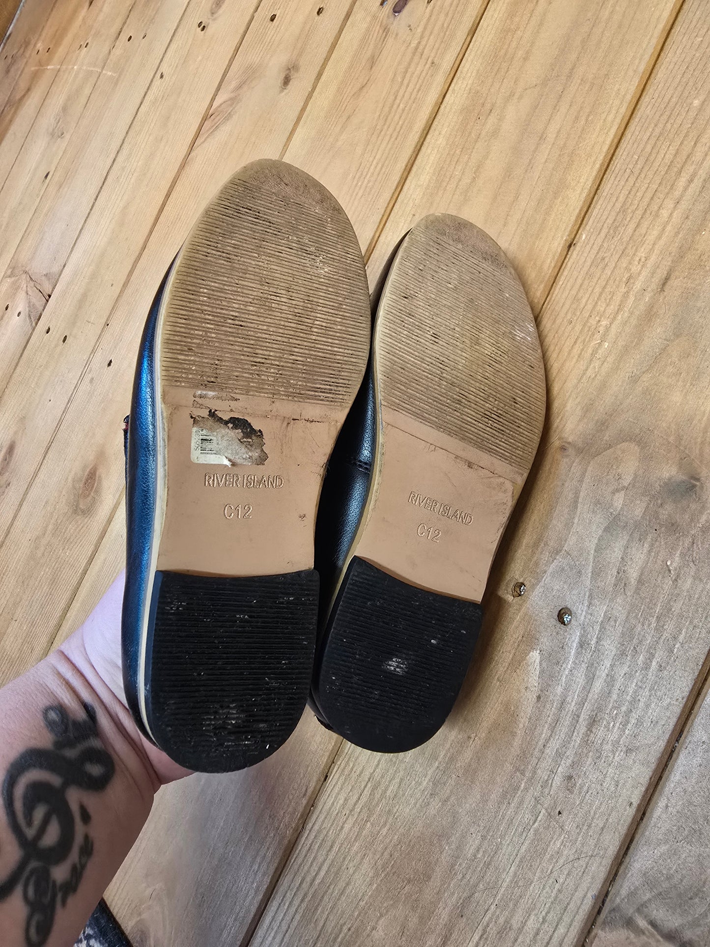 River Island Girls Black Slip-On School Shoes Size 12 – Tassel Detail, Minor Marks on Sole