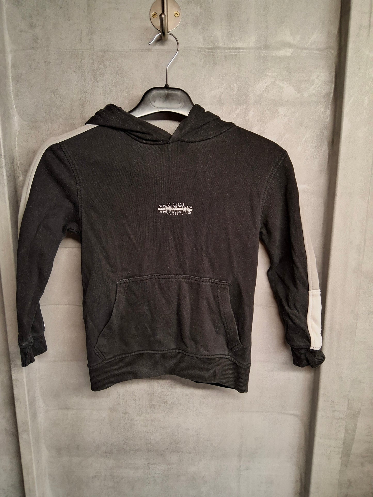 George Boysβ Black Hoodie β Age 6β7 Years β Grey & White Sleeve Detail β Casual Sweatshirt