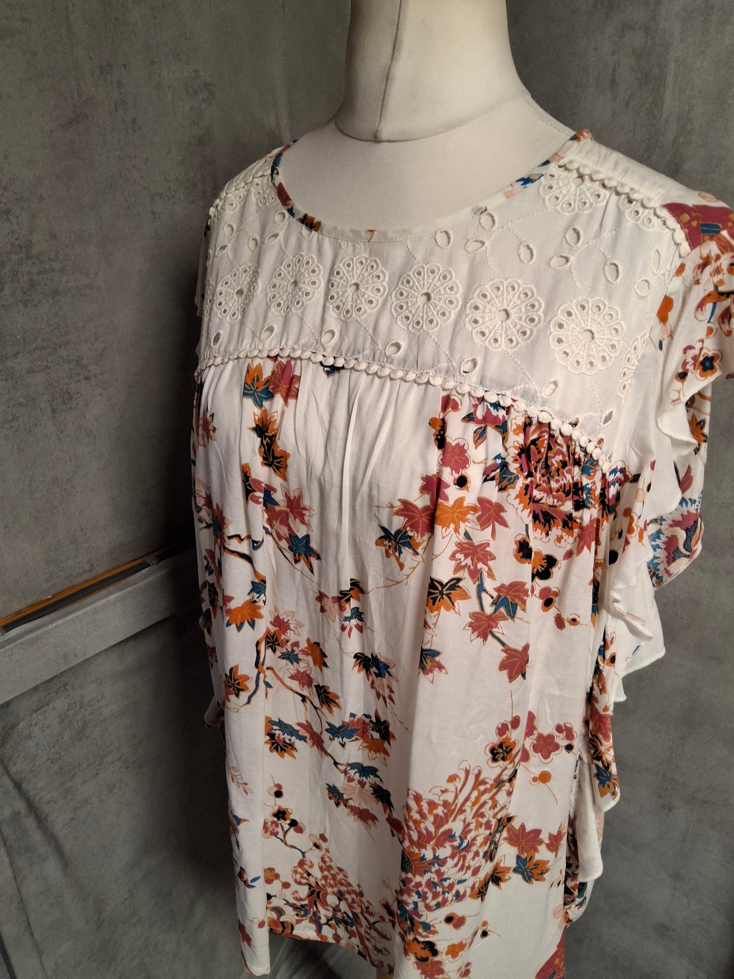 M&S Indigo Floral Blouse – Size 18 – 100% Modal – Boho Style with Broderie Detail
