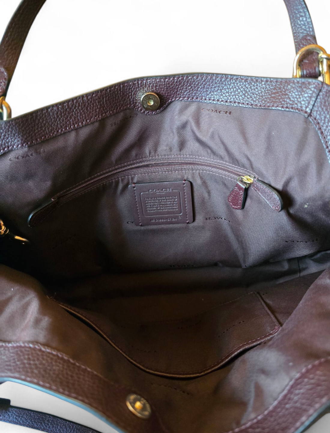 Coach Burgundy Brown Leather Handbag – Medium Size, Adjustable Strap, Creed Patch D1880-57124