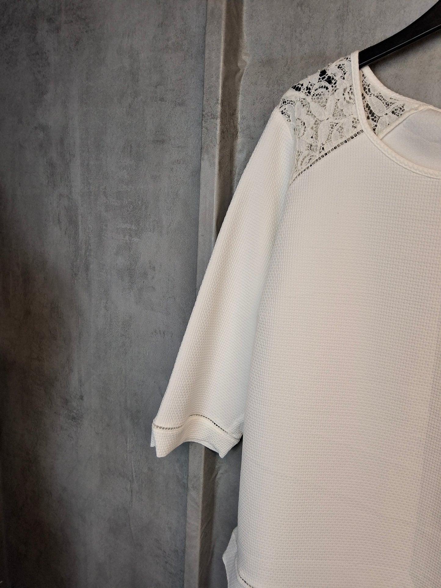 Marks & Spencer Ivory Textured Lace Shoulder Top | Size 20 | 3/4 Sleeve Plus Size Blouse