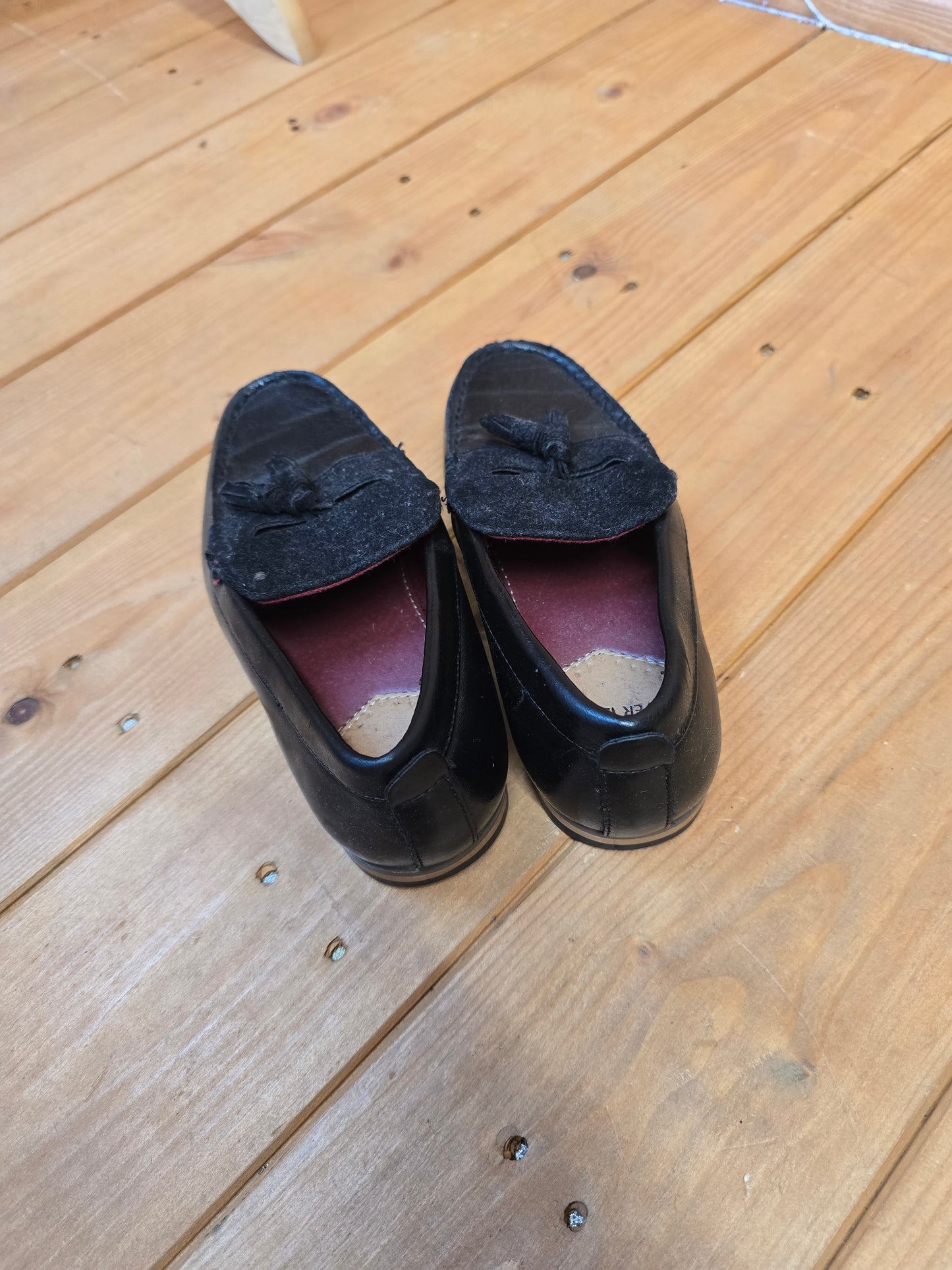 River Island Girls Black Slip-On School Shoes Size 12 – Tassel Detail, Minor Marks on Sole