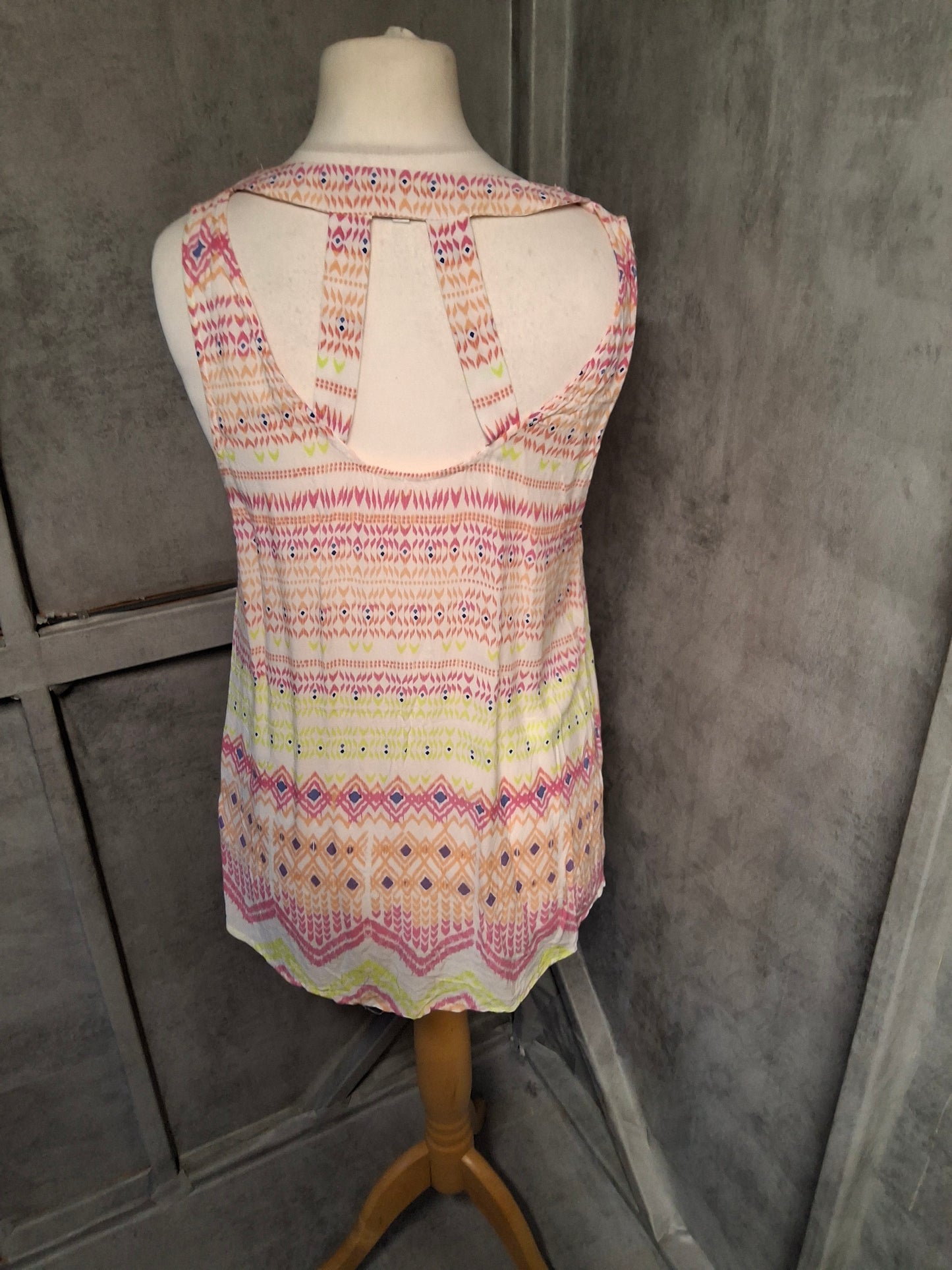 Y2K New Look Aztec Print Vest Top β Size 14