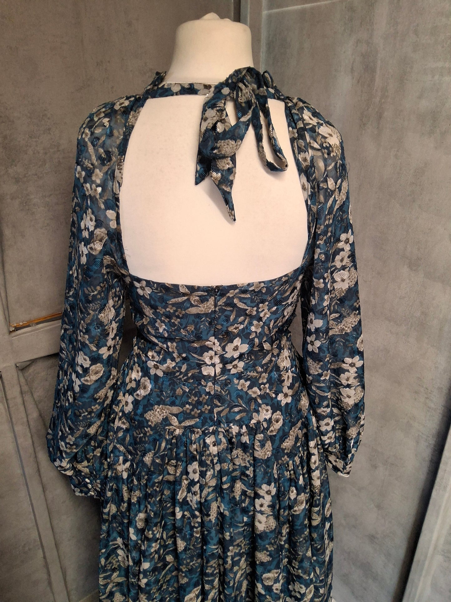 Coast Blue Floral Maxi Dress ā Size 10 ā Long Sleeve Dress šø