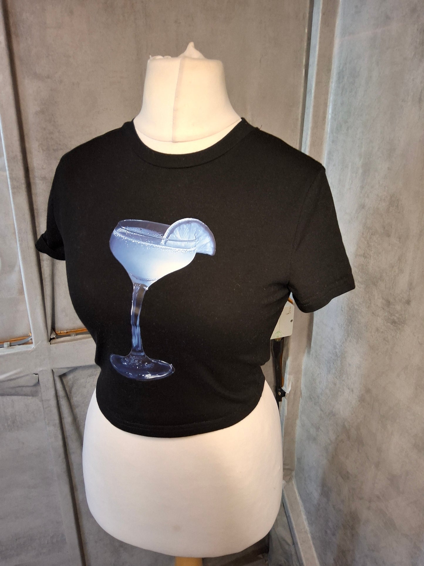 Shein Black Cropped Margarita Print T-Shirt ā Size M (UK size 10)