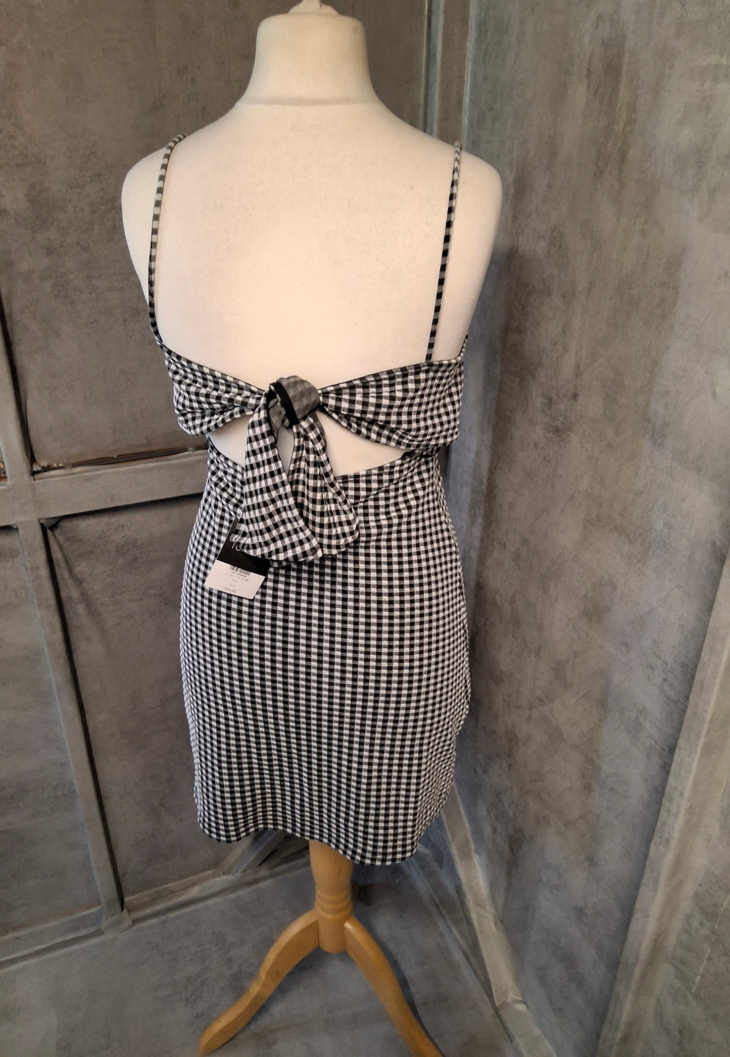 Topshop Black & White Gingham Cut-Out Dress – Size 12 – NWT