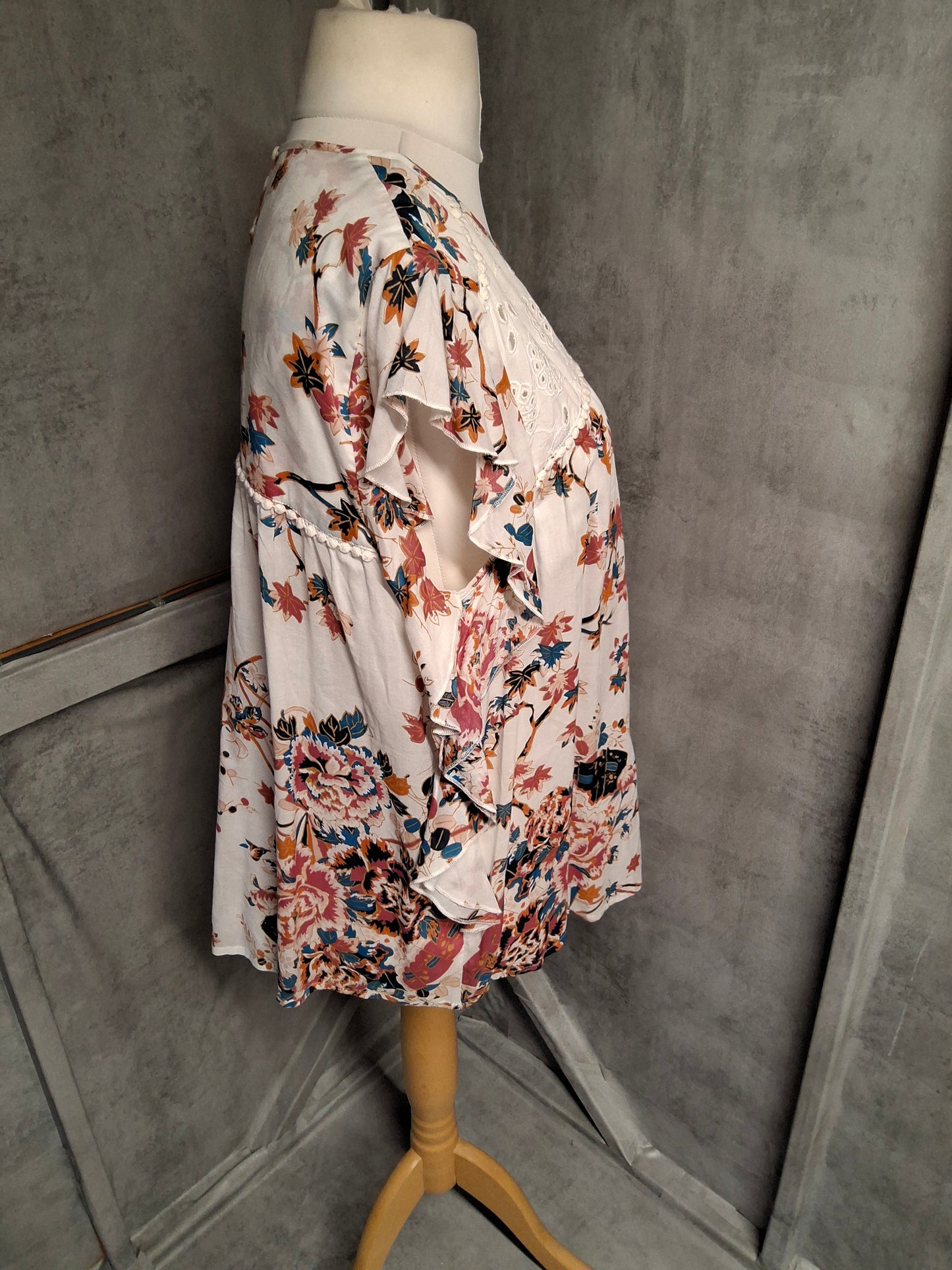 M&S Indigo Floral Blouse – Size 18 – 100% Modal – Boho Style with Broderie Detail