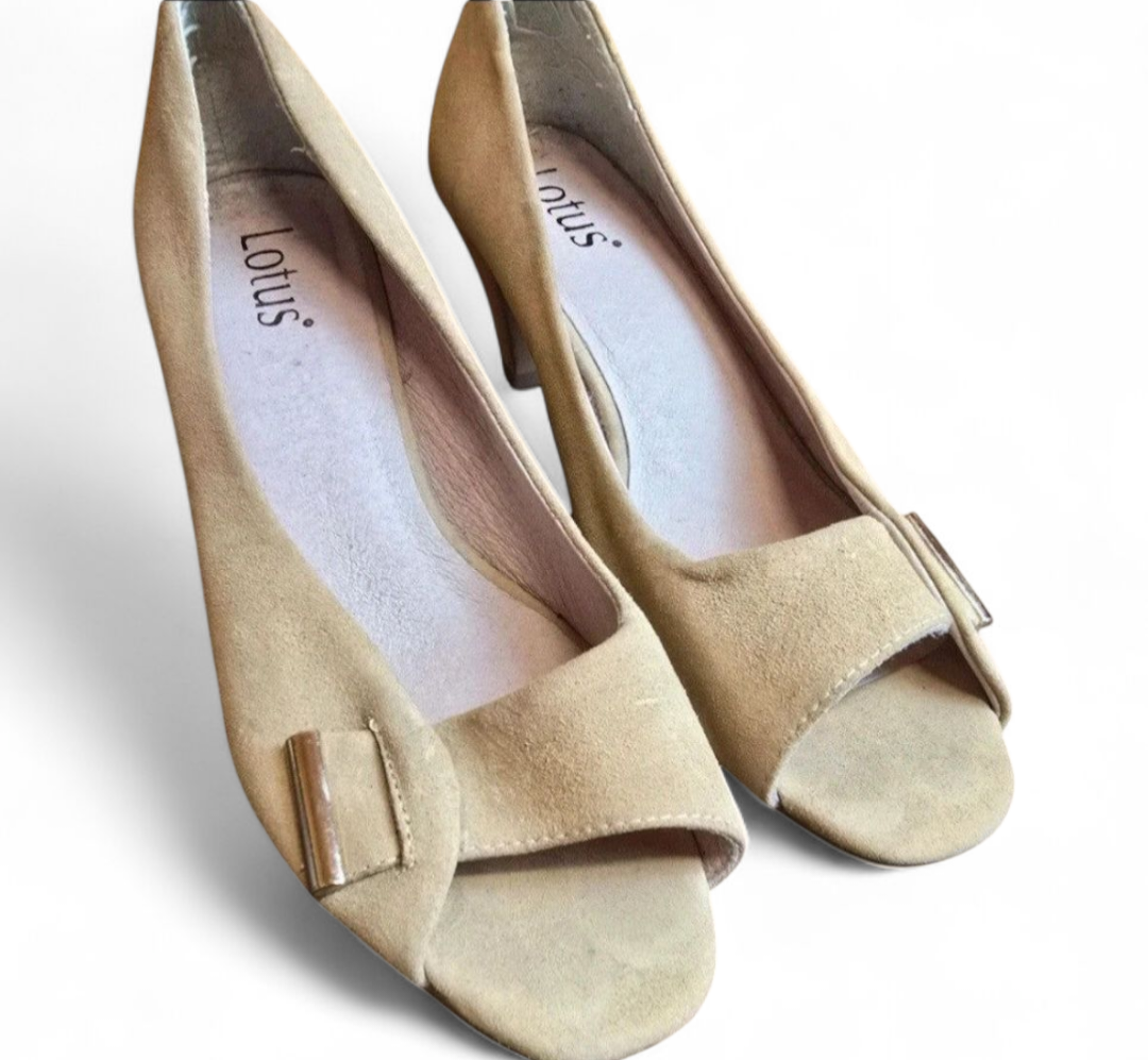 Lotus peep toe beige suede small heel shoes size 5.5