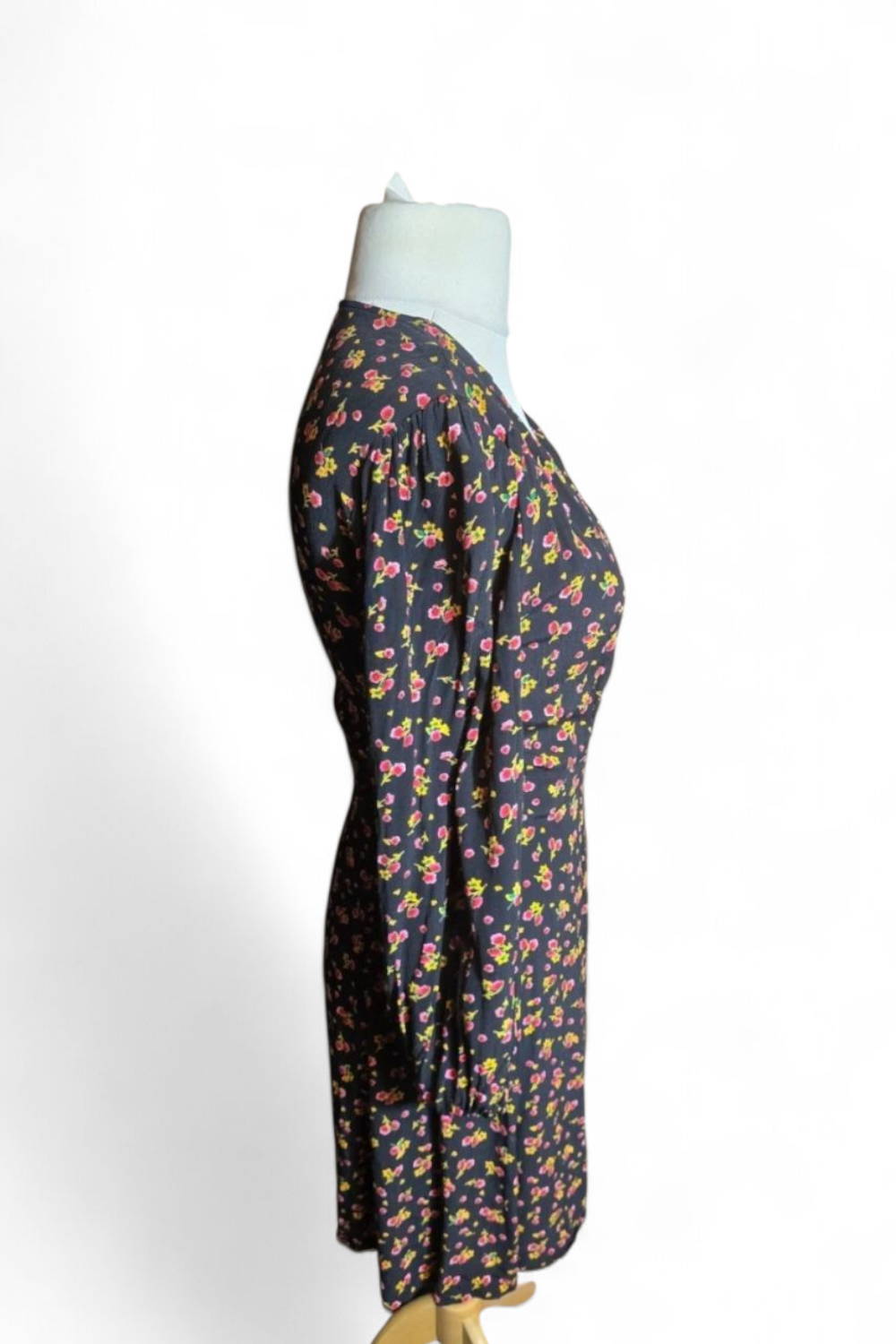 M&S Ghost Black Floral Wrap Midi Dress Size 8 – Long Sleeves, V-Neck, Elegant & Flattering