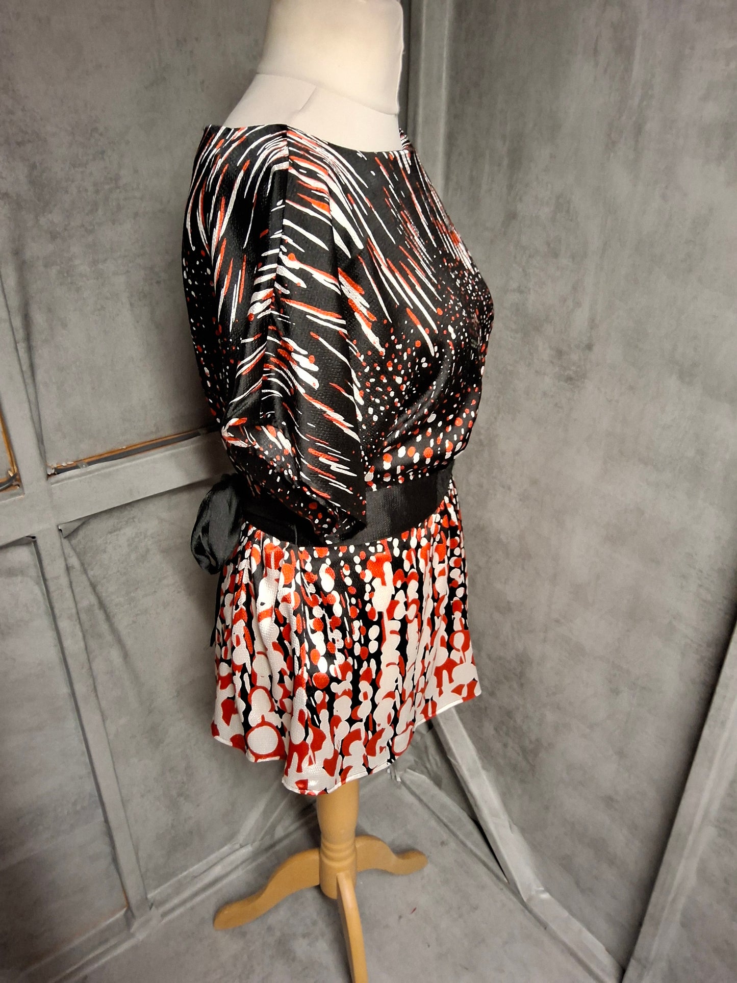 Monsoon Black, Red & White Silky Belted Top – Size 16 – Evening Occasion Wear