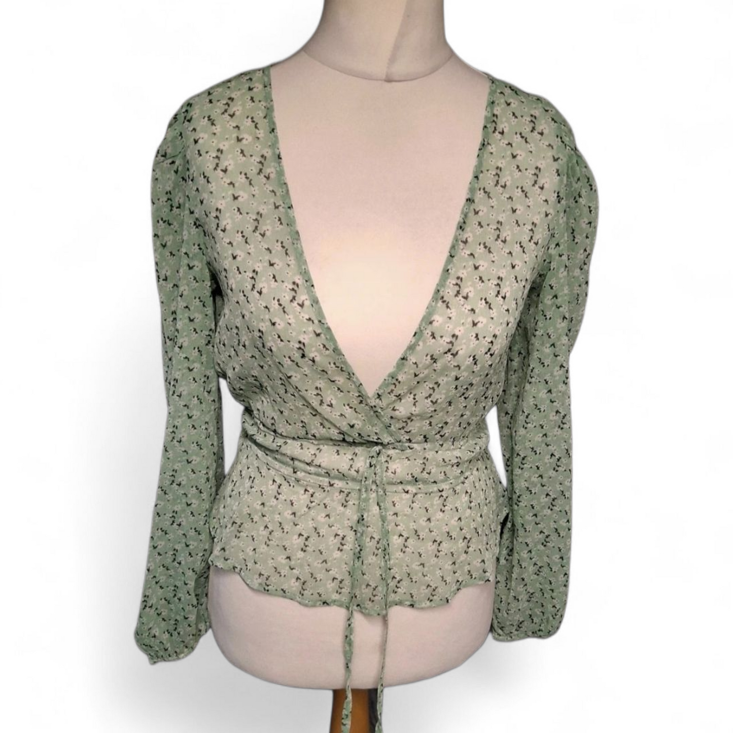 Stradivarius Mint Green Floral Blouse β Sheer, Flowy & Fab (Size S, fits size 8/10)