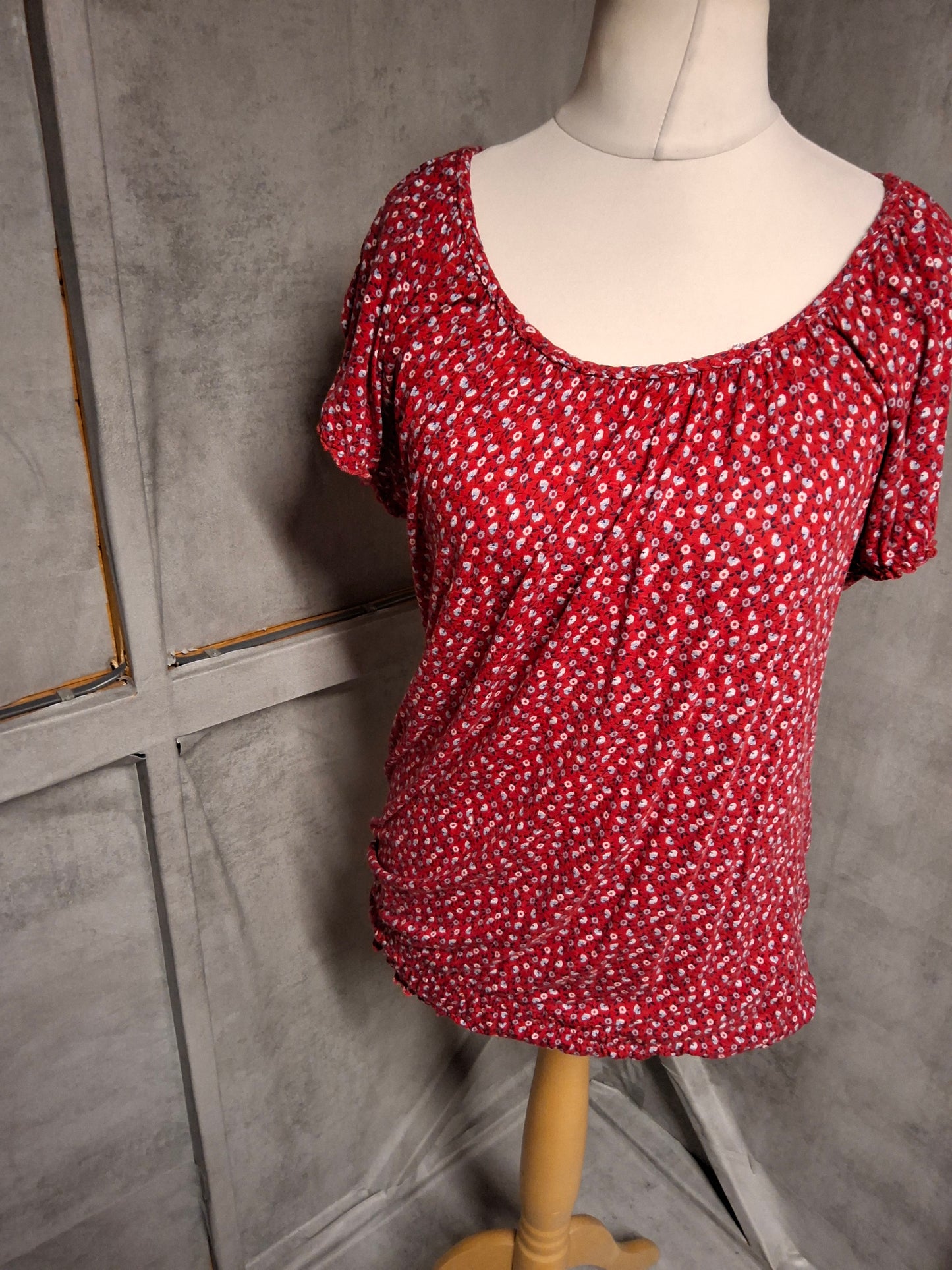Matalan Red Floral Print Short Sleeve Top – Size 16 – Casual Everyday Style