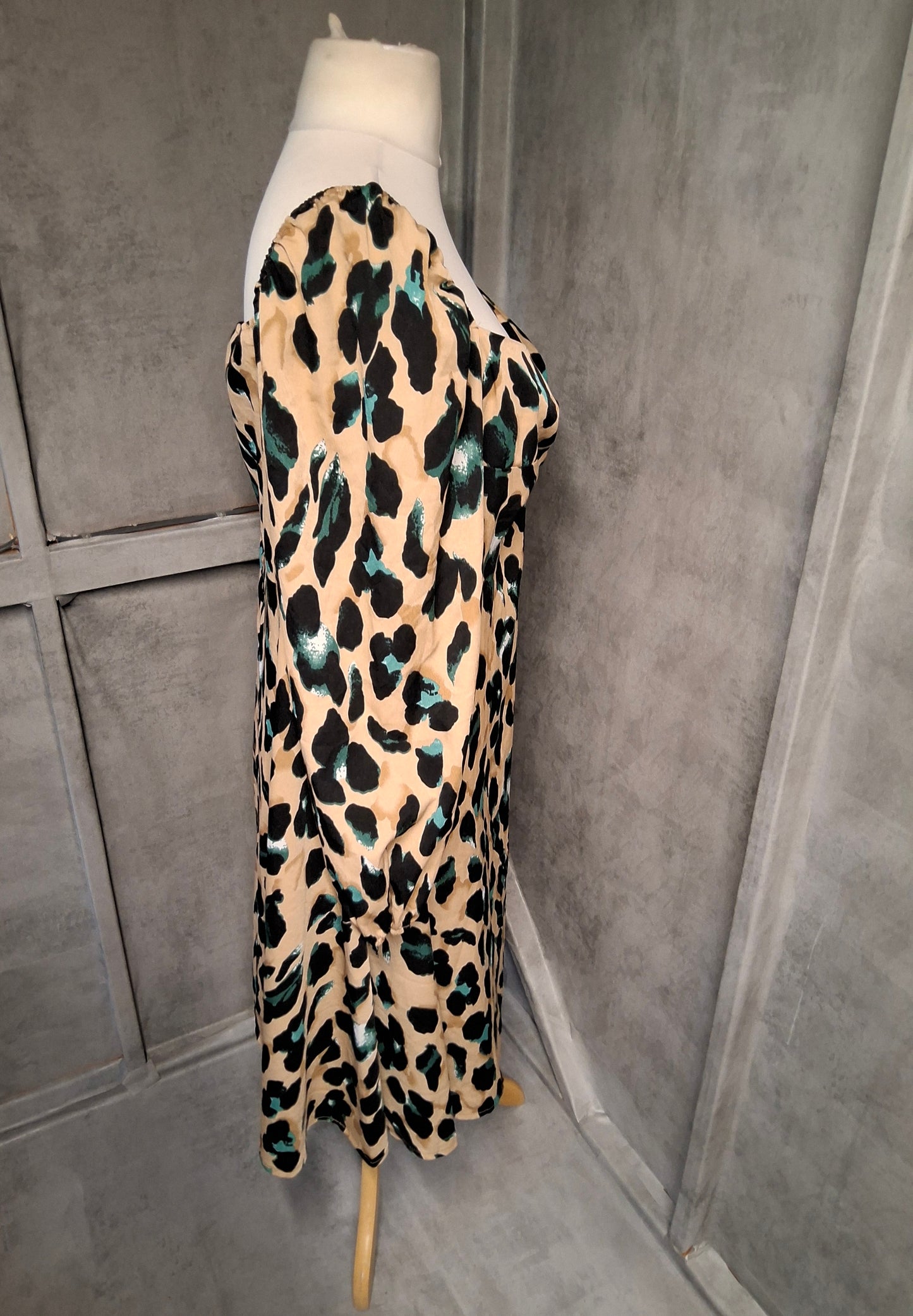 SHEIN Leopard Print Sweetheart Neck Dress β Size 2XL (Fits size 16/18)