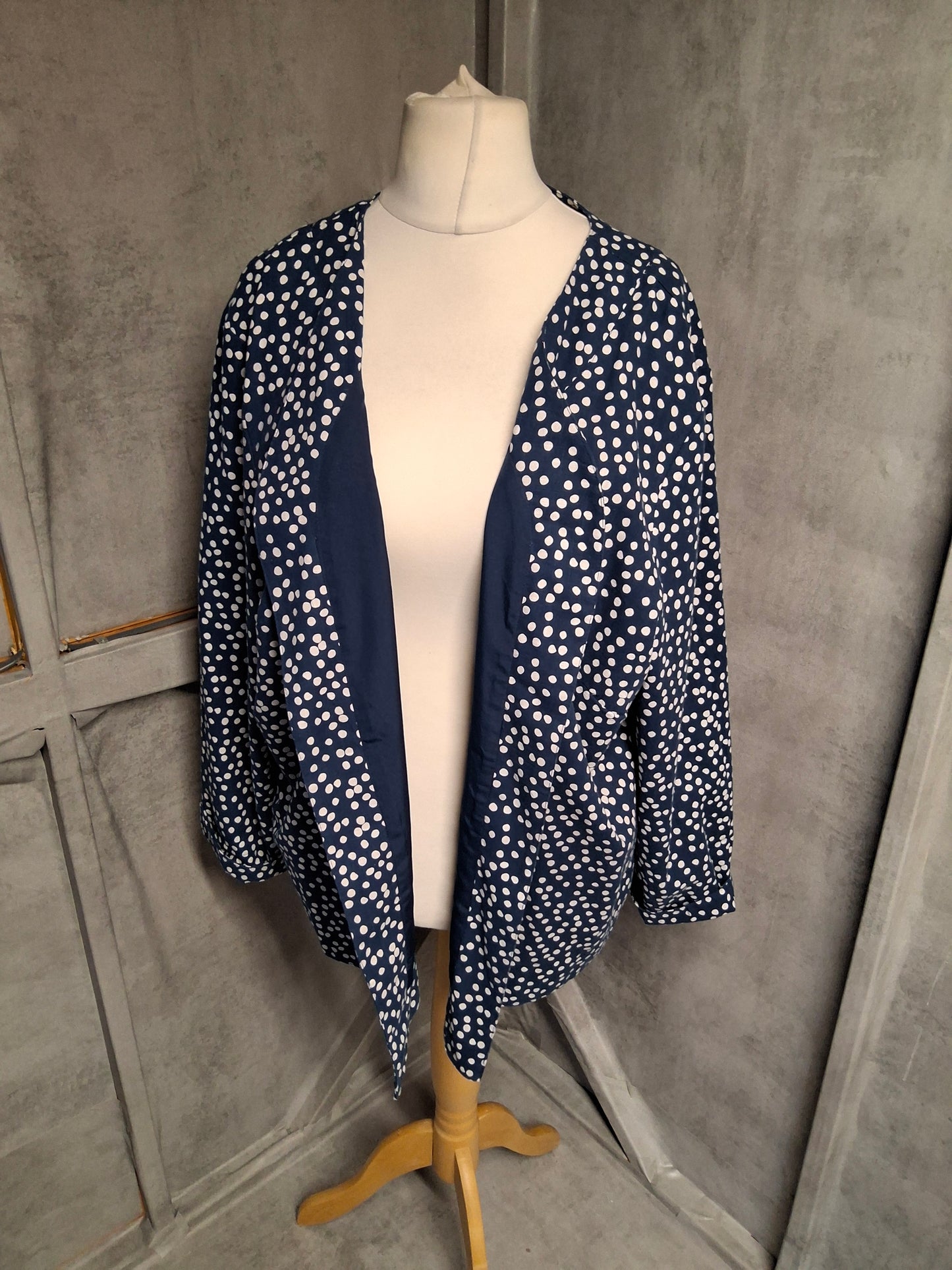 Bonmarché Navy Spot Print Blazer – Size 24 – NWT RRP £24