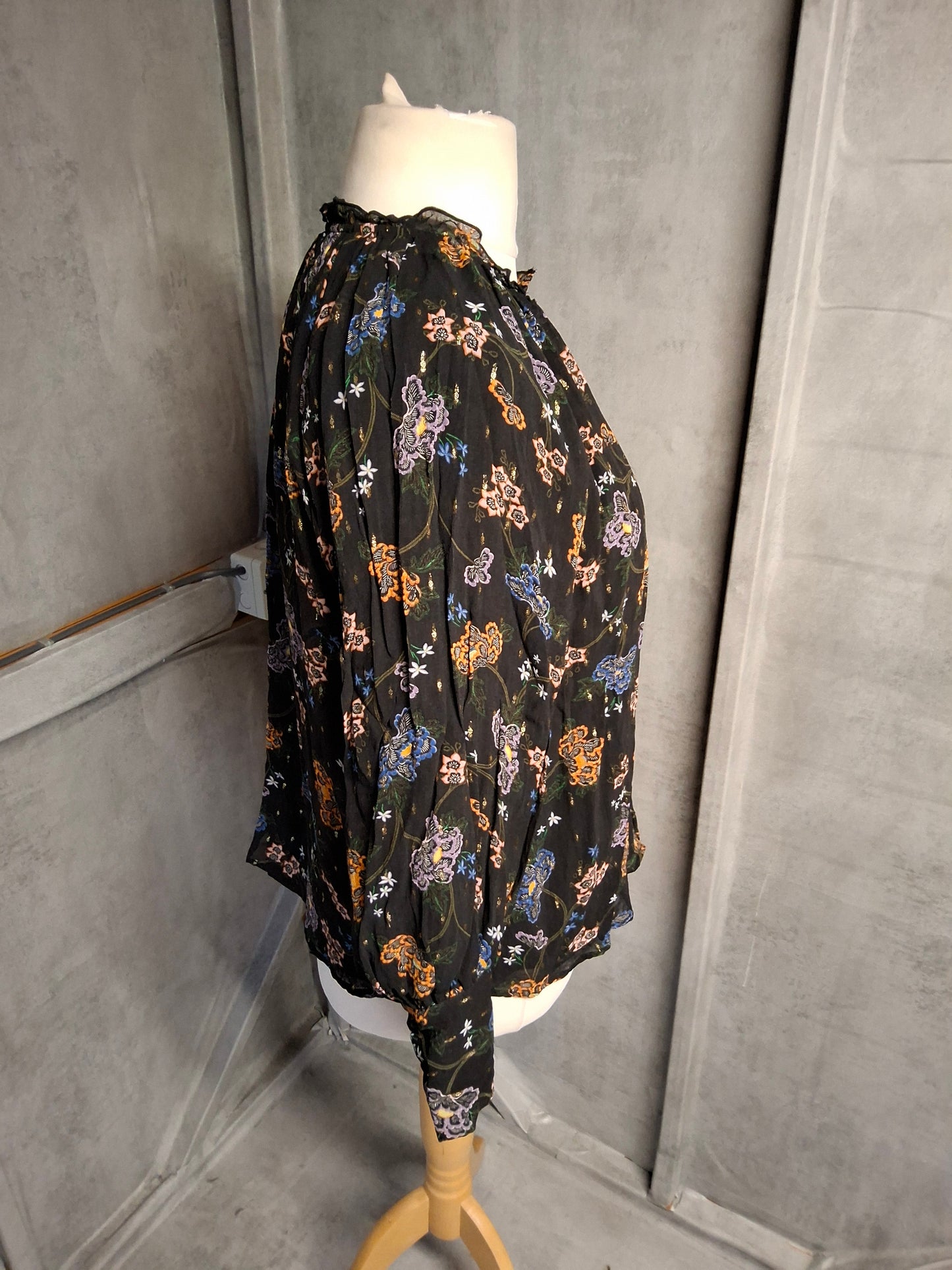 Per Una Black Floral Blouse – Size 14 – Autumn Colours, Glitter & Frill Collar