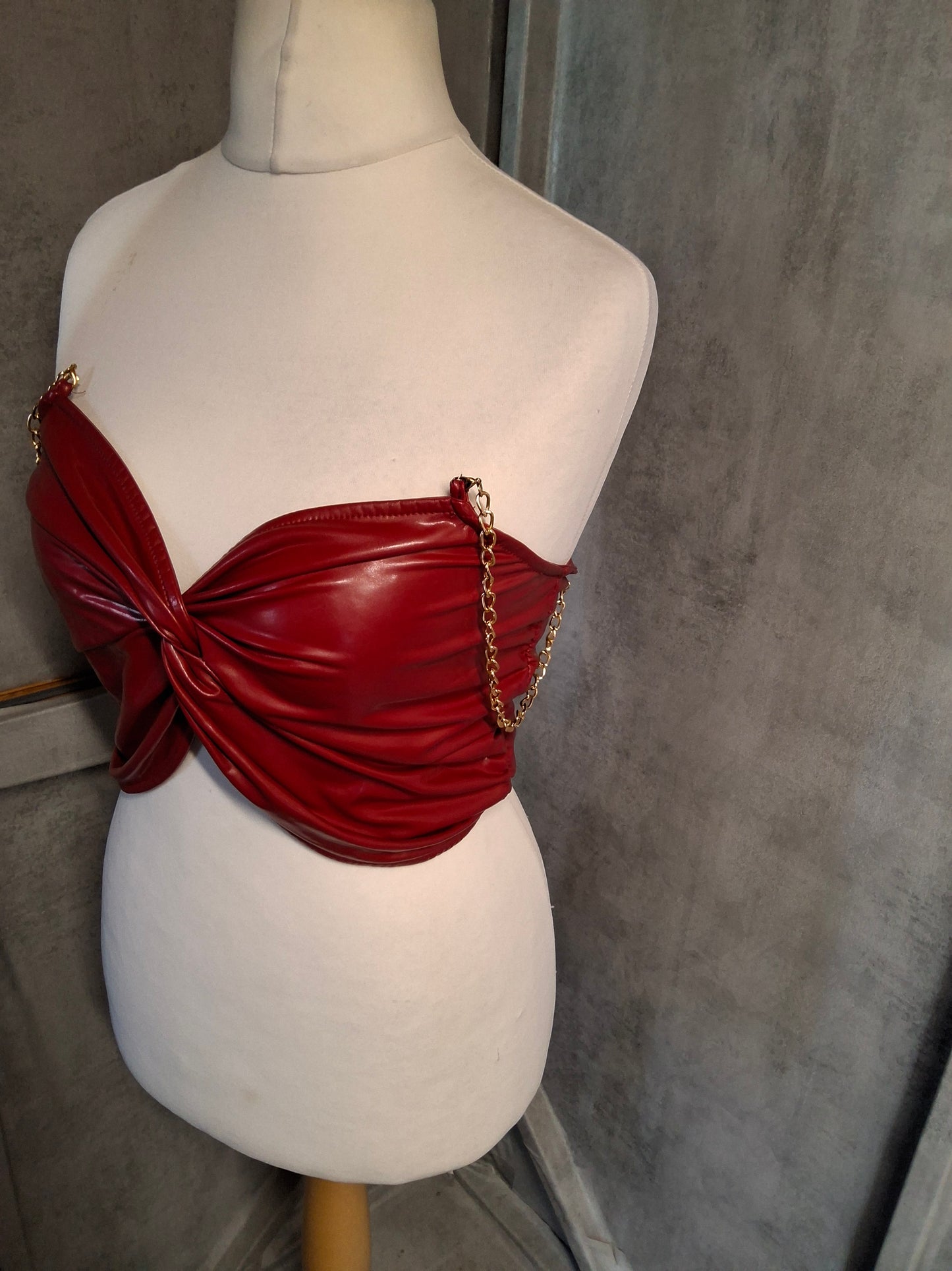 Shein Red Faux Leather Crop Top – Size M (size 10/12) PVC Gold Chain Straps Clubwear