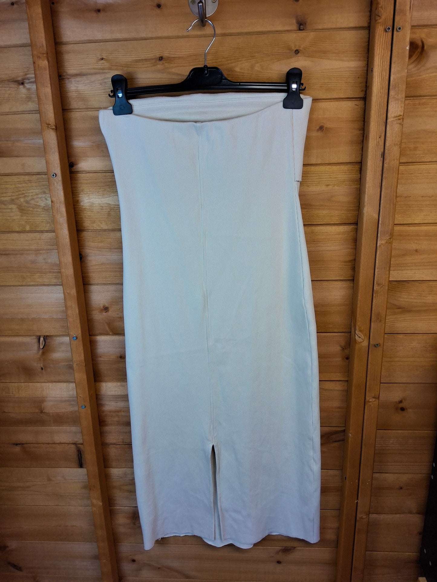 ✨ M&S Cream Strapless Bodycon Midi Dress – Size 10 – Cotton Comfort with a Chic Fit ✨