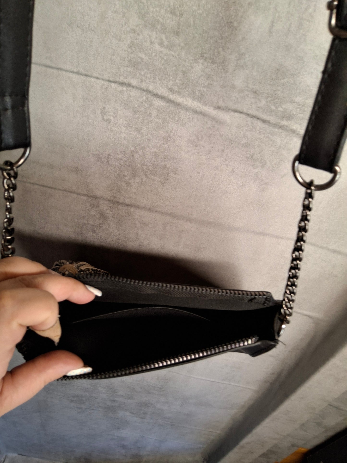 Primark Black Tassel Shoulder Bag – Adjustable Strap, Zip Close, Coin Purse, 22x18cm