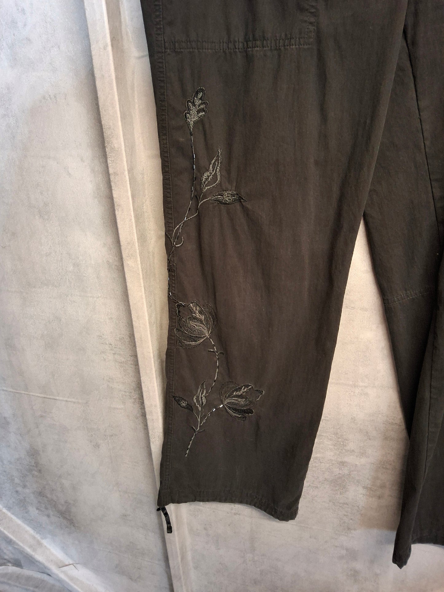 Y2K M&S Black Flare Cargo Trousers β Floral Embroidered, High Waist, Size 14