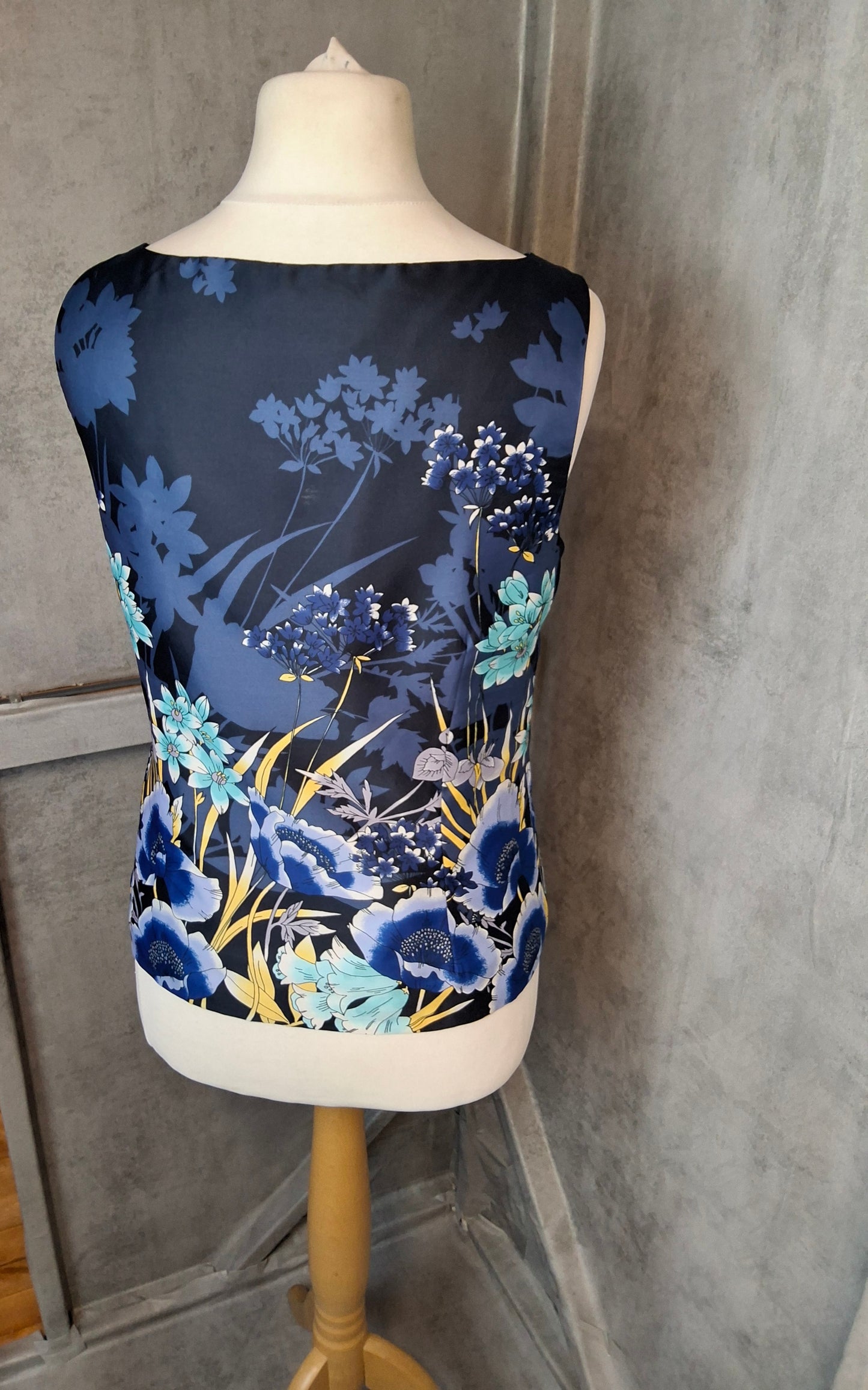 Untold Navy Floral Sleeveless Top | Size 10 | Silky Satin Feel | Smart Casual | Bold Print Blouse