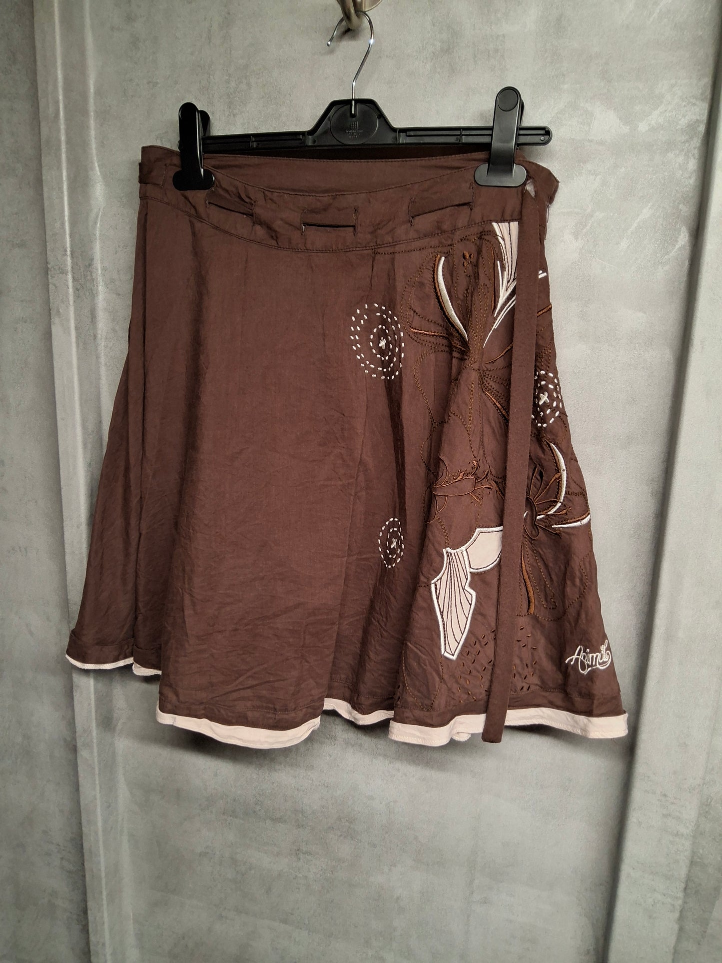 Animal Brown Embroidered Boho Skirt β Size 10