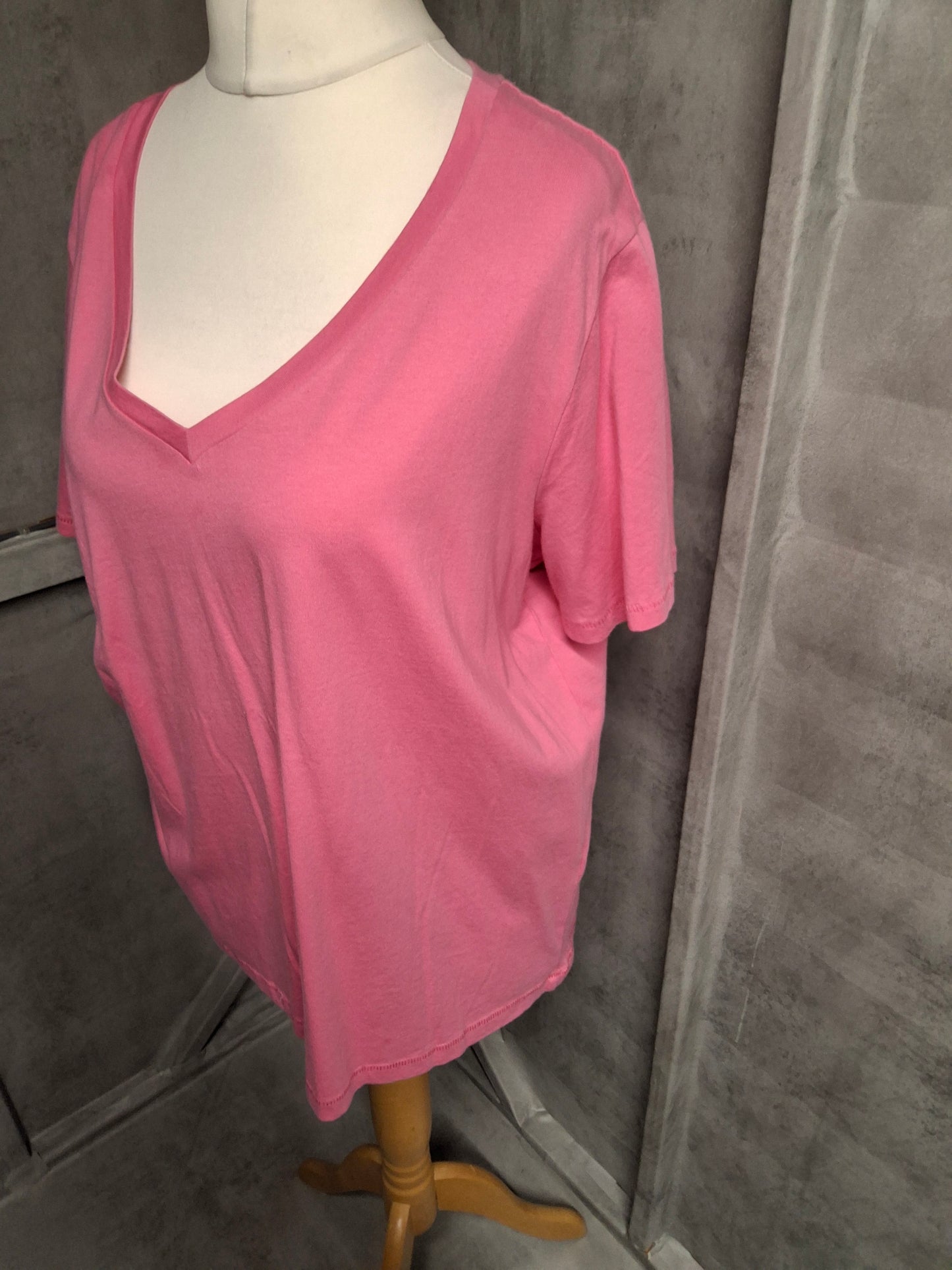 Primark Pink V-Neck Tee – 100% Cotton, Size 18/20