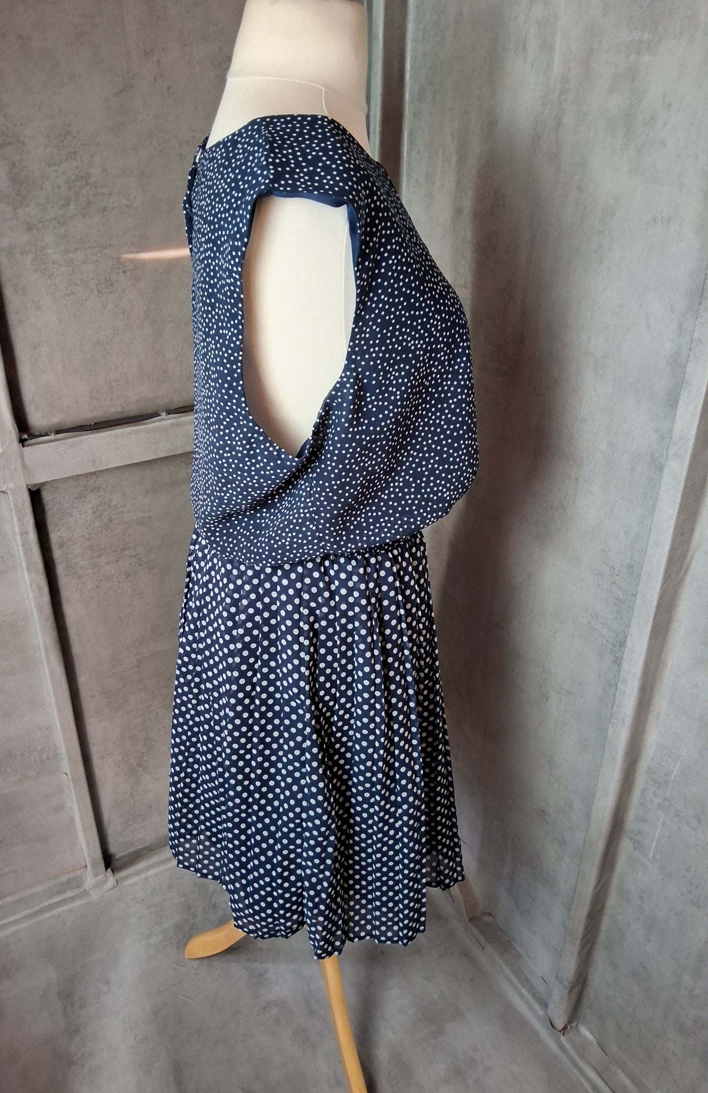 Peacocks Navy Polka Dot Dress β Size 16 β Floaty, Flattering & Lined π