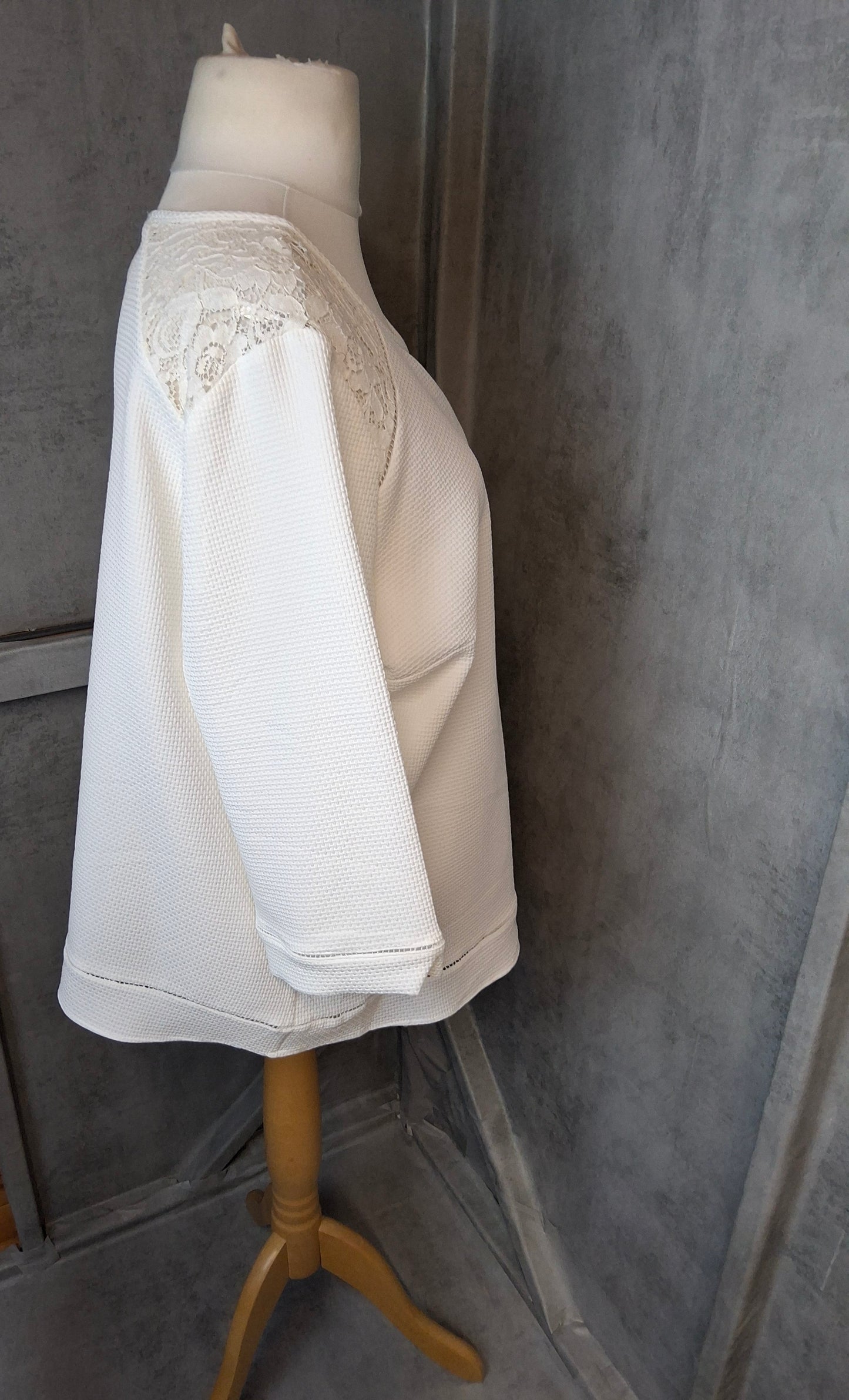 Marks & Spencer Ivory Textured Lace Shoulder Top | Size 20 | 3/4 Sleeve Plus Size Blouse