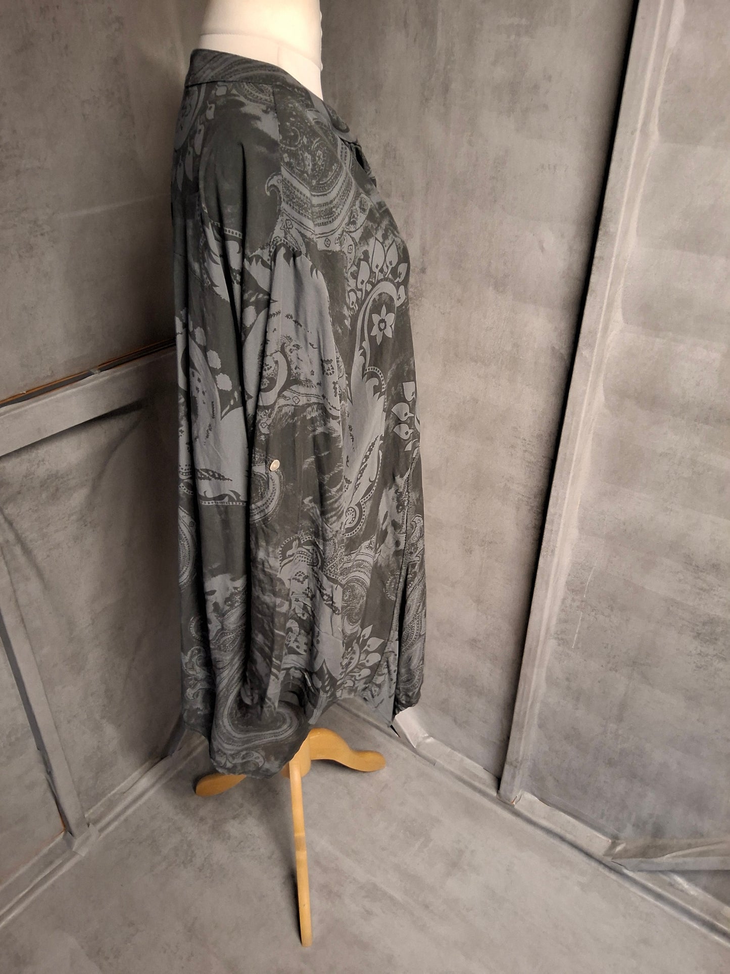 Cerulean Collection Oversized Shirt – One Size (Floaty Drama Incoming)