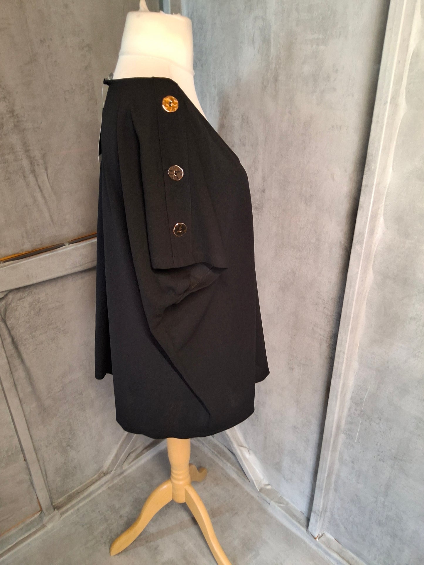 Matalan Curve Black Button-Detail Top – Size 24 – NWT RRP £15
