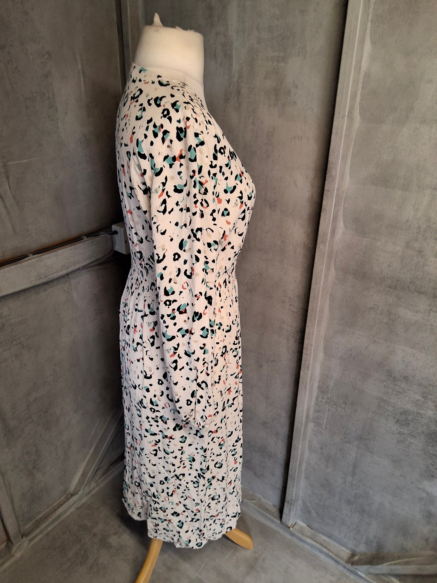 M&S White Multicoloured Animal Print Midi Dress – Size 12