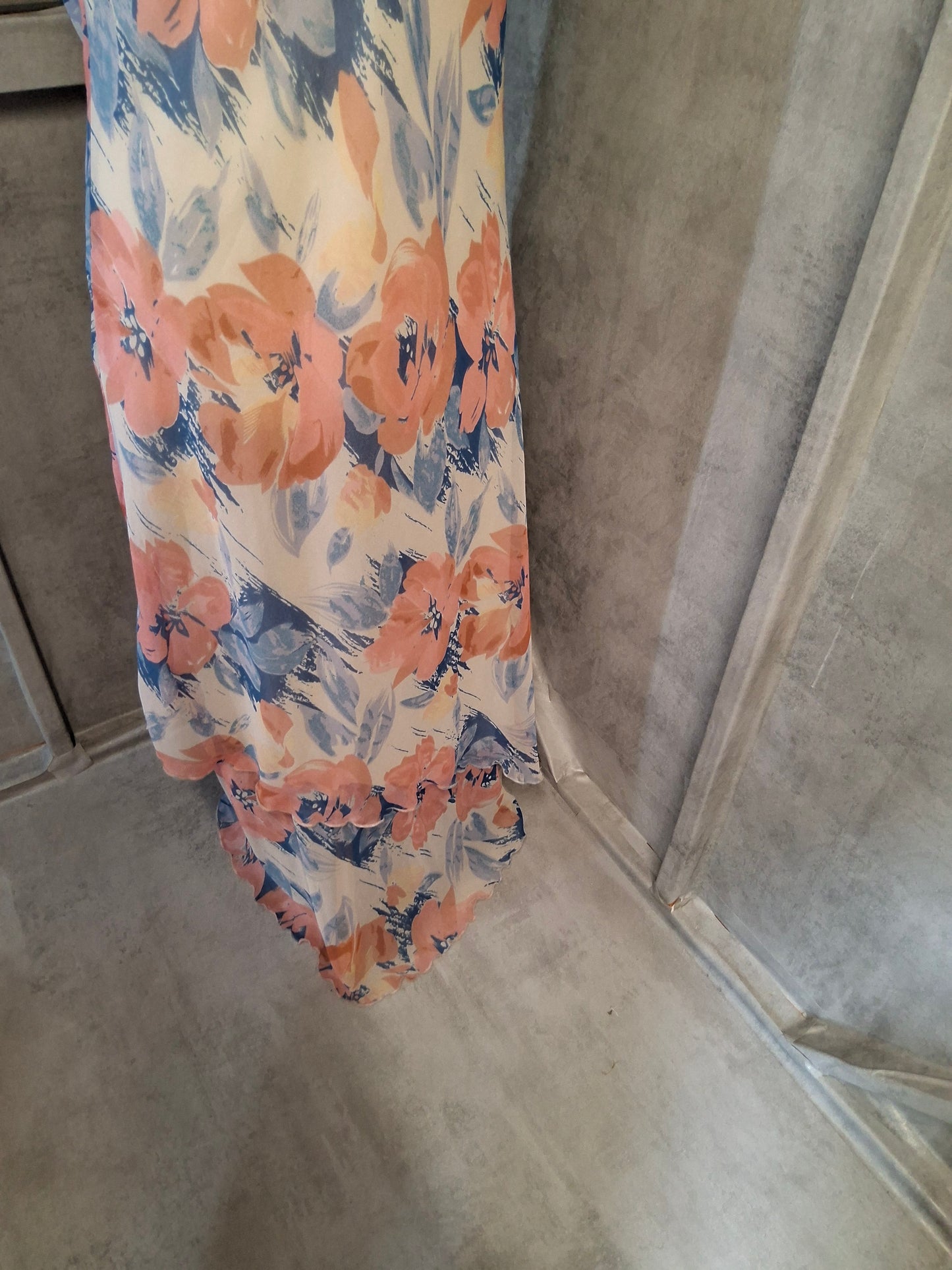 Aldini Floral Layered Maxi Dress โ Size 12 Sleeveless Summer Style