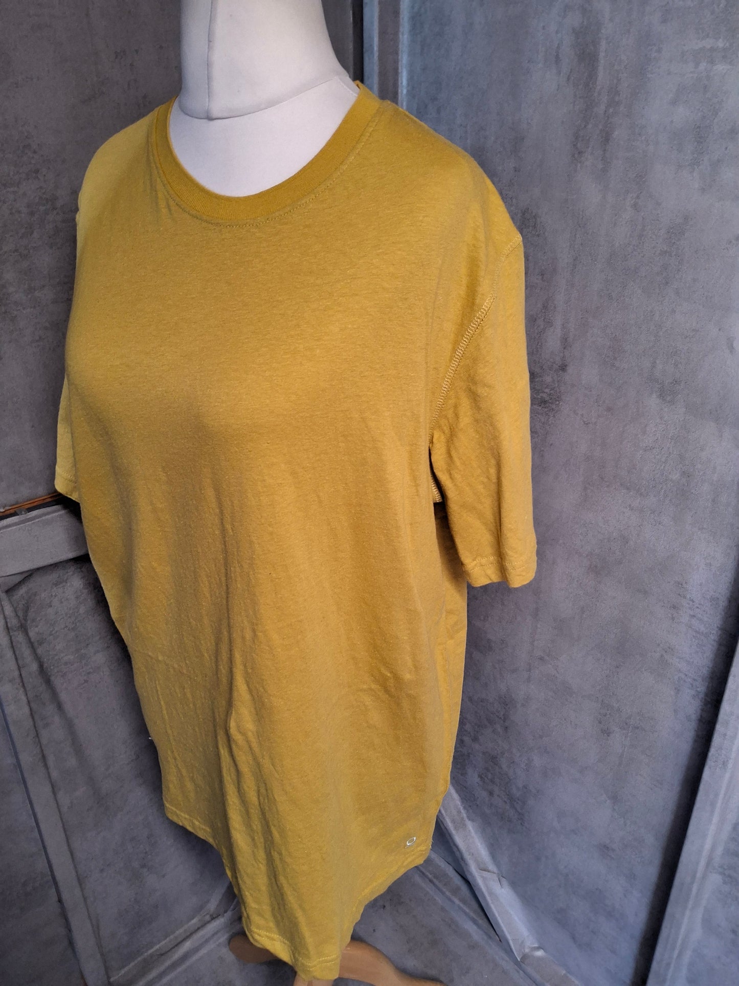 Thought Mustard Yellow Oversized T-Shirt NWT – Size L (UK size 12–16) Hemp Cotton Blend