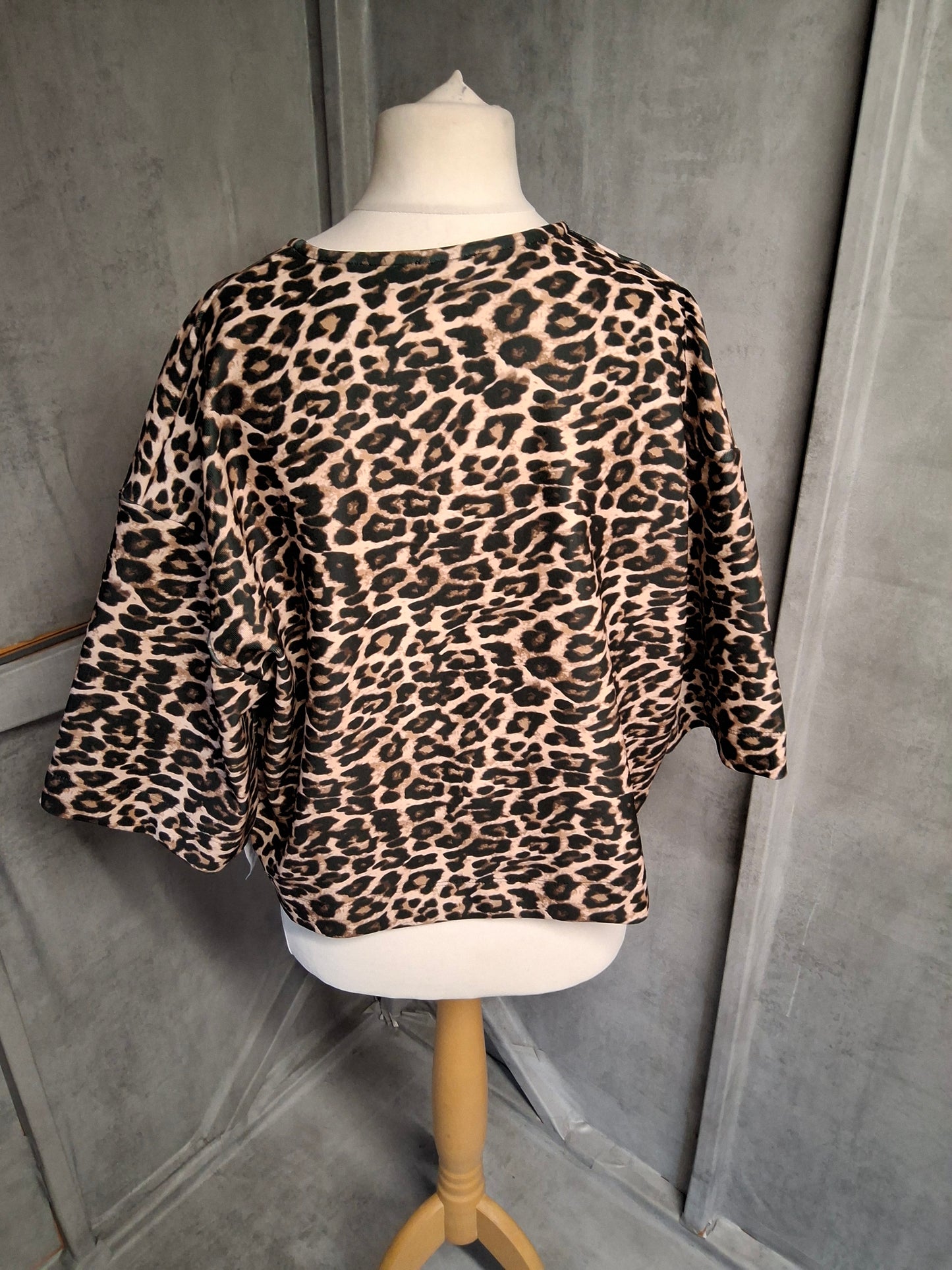 ASOS Leopard Print Tie-Front Top β Size 16/18 β NWT