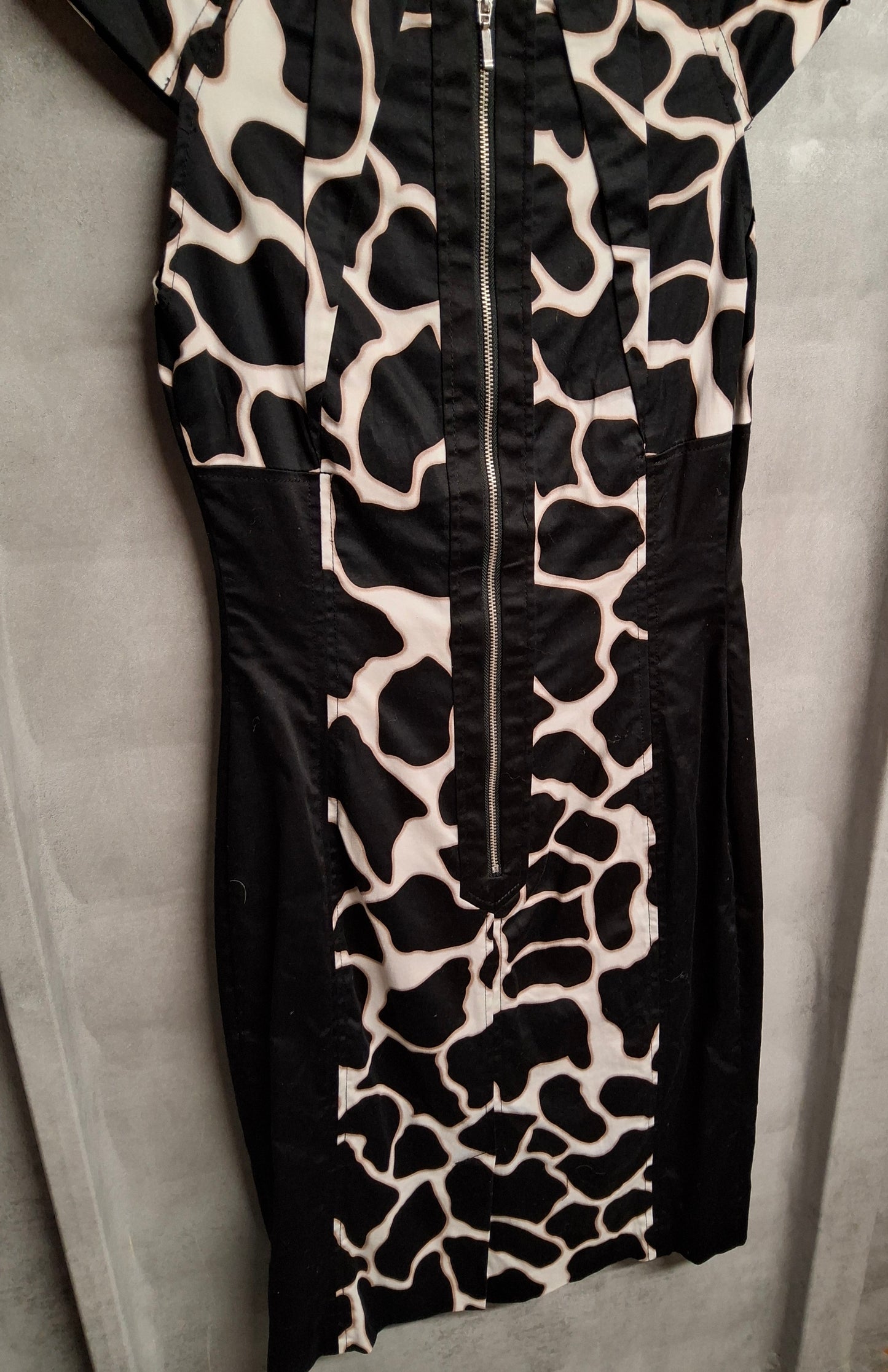 Et Vous Black & Beige Animal Print A-Line Dress β Size 8 β Cap Sleeves & Zip Back