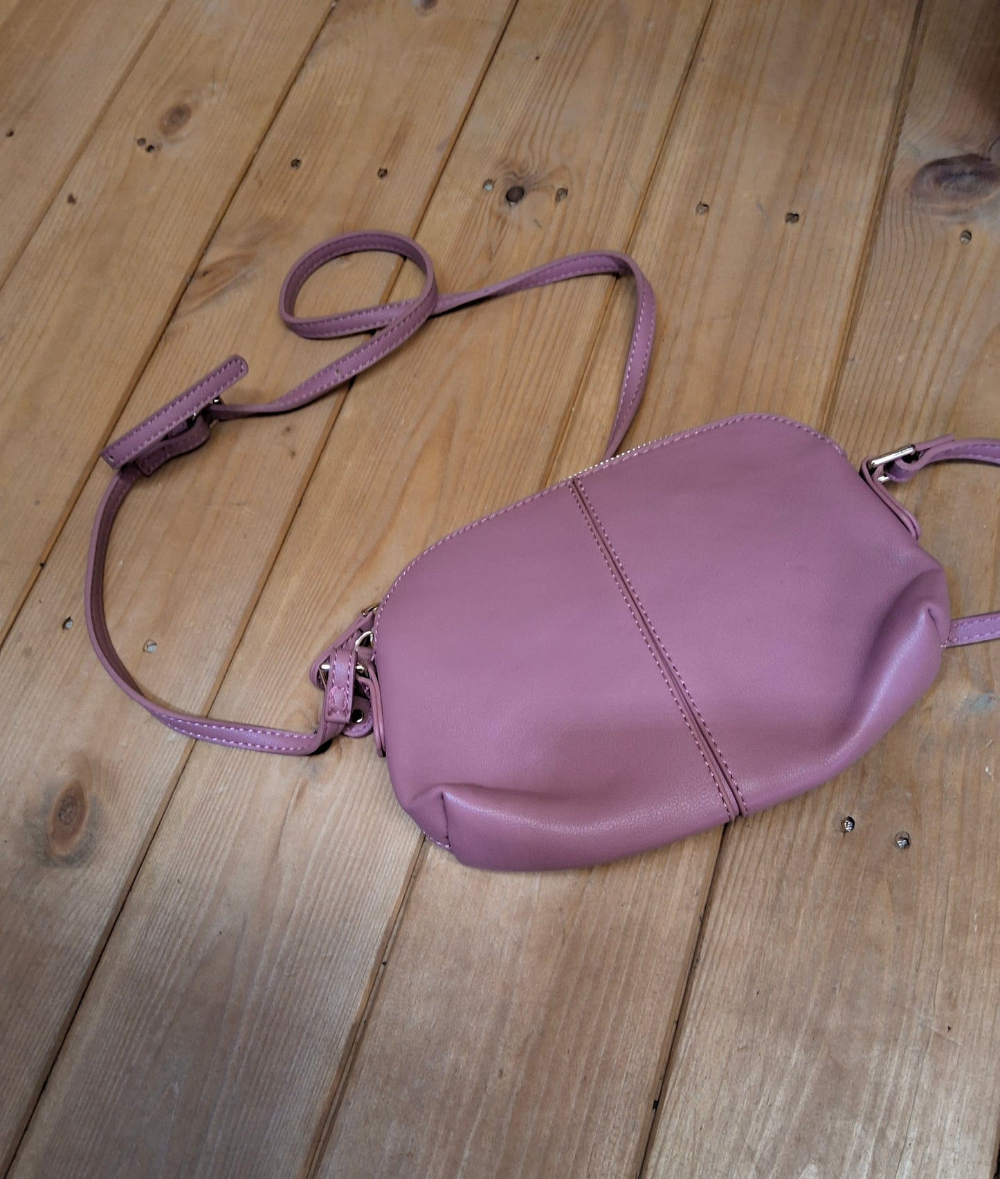 Pink, pretty & practical π | Dorothy Perkins crossbody bag