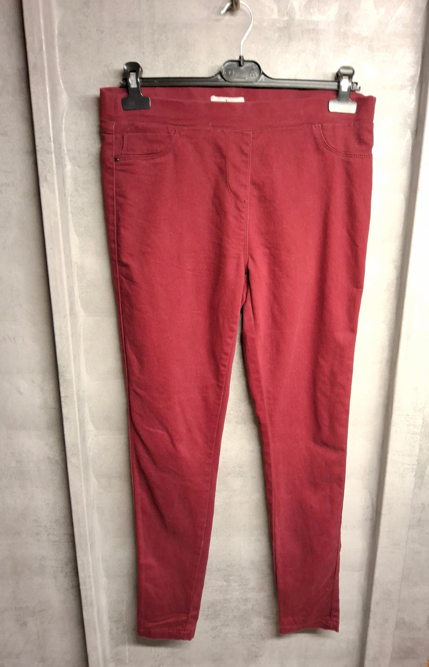 TU Burgundy Stretch Jeggings – Size 14 | Slim Fit, Pull-On, Comfy Everyday Pants with Pockets