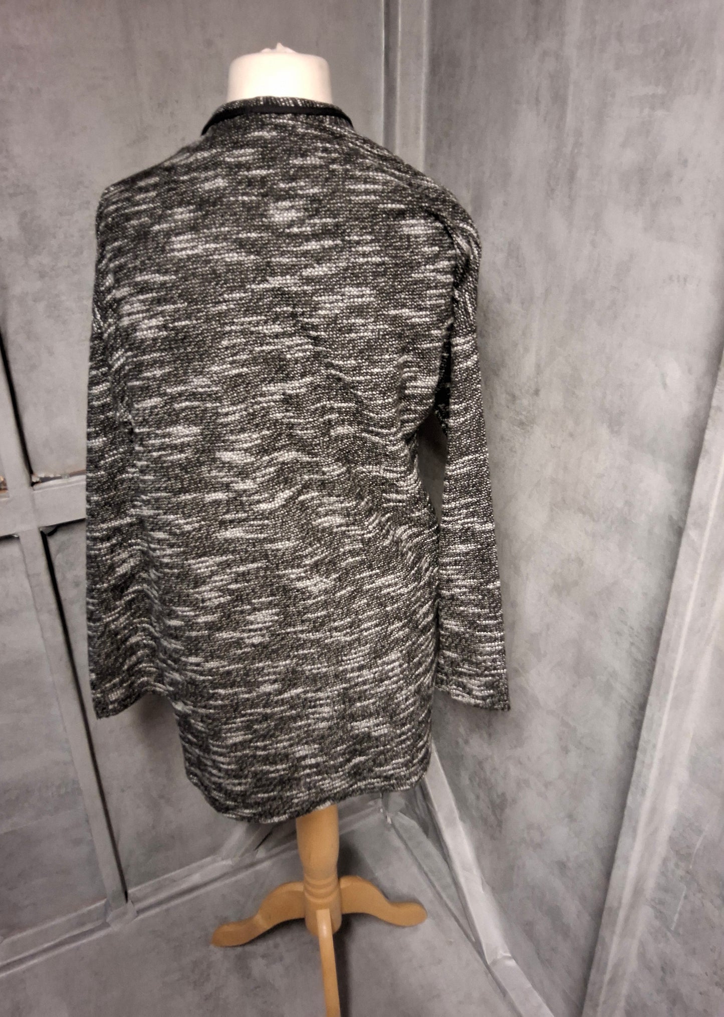 Matalan Black & White Marled Waterfall Cardigan – Size Small