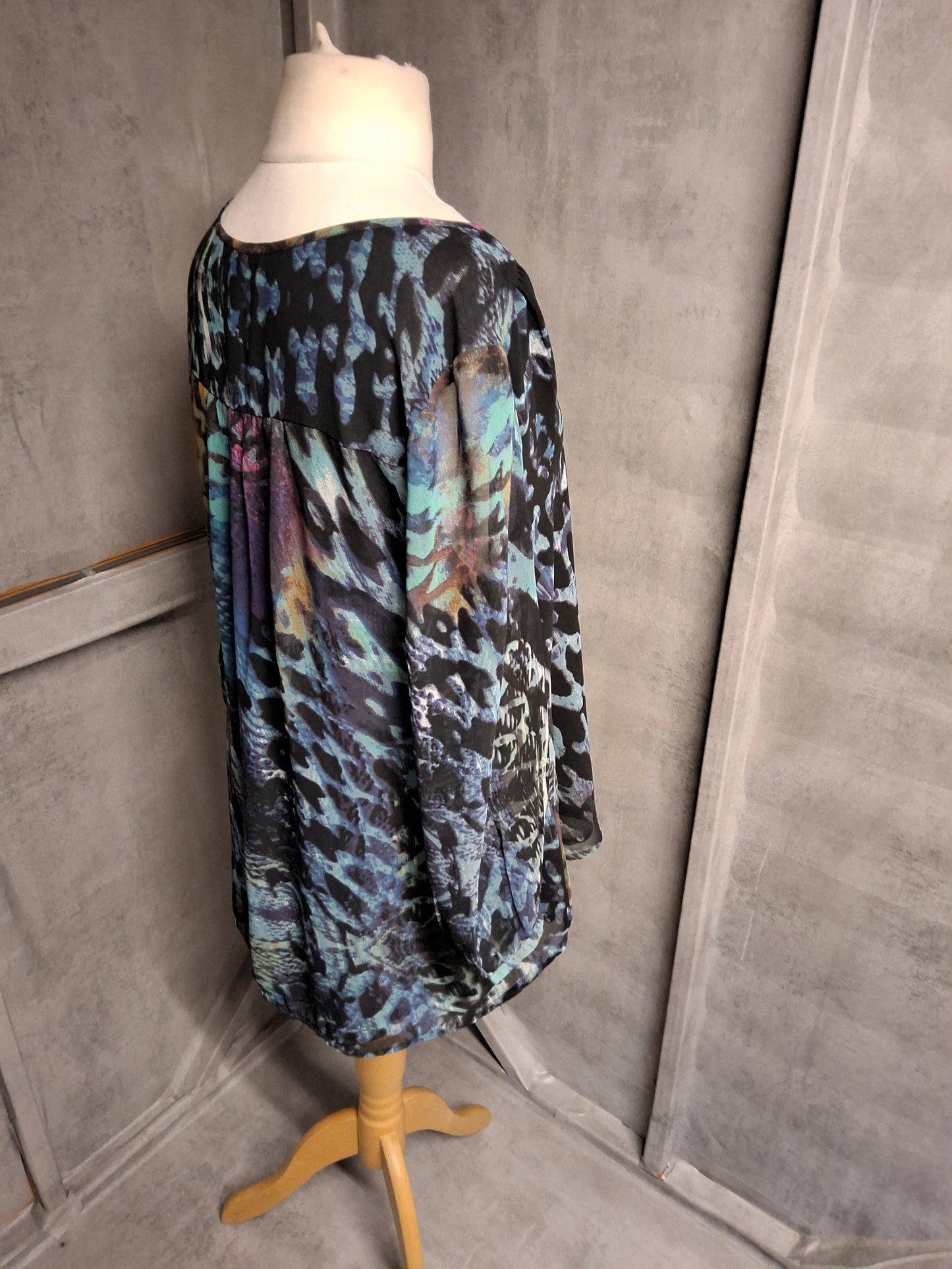 Together Sheer Gem V-Neck Blouse – Size M (UK size 14/16) Statement Top