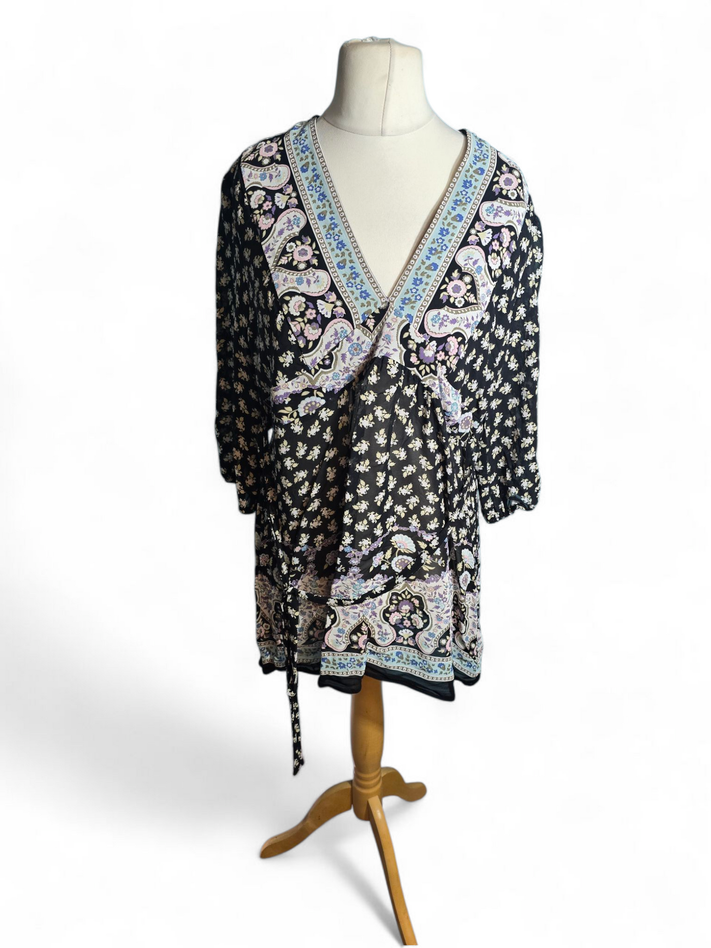 New Look Black Floral Tunic Dress – Size 18 (Fits 16), V-Neck, 3/4 Sleeves, Above Knee, Viscose