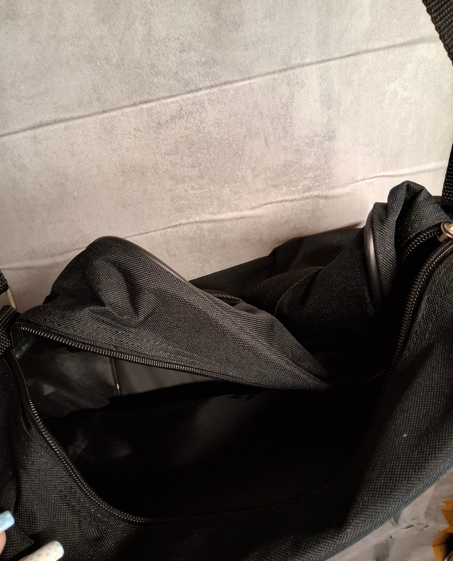 Forecast Black Laptop Bag – 35cm x 26cm