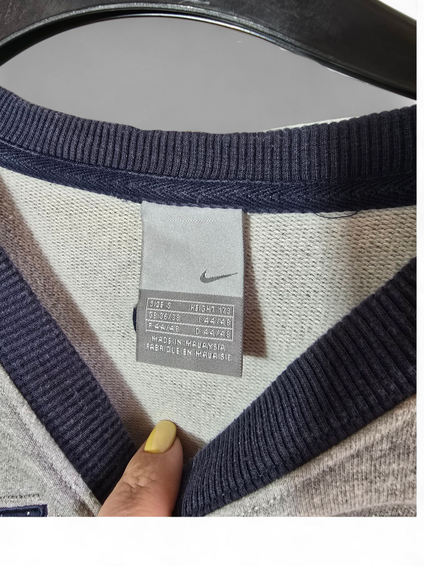 Men's Vintage Y2K Nike grey & navy long sleeved sweater jumper size small