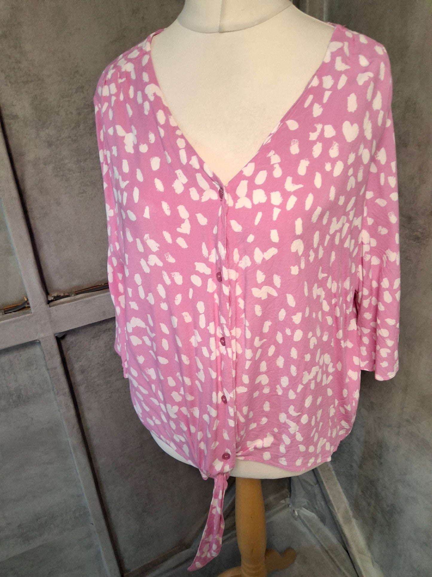 George Pink Abstract Tie-Front Blouse – Size 22 Viscose ¾ Sleeve