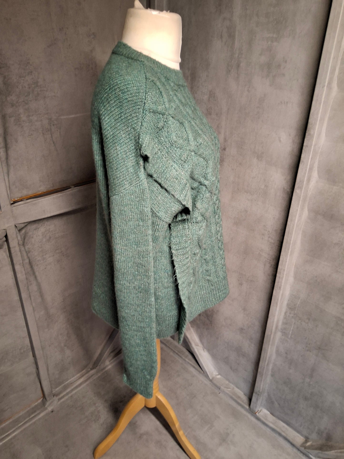 Matalan Green Cable Knit Jumper β Size L (size 16/18) β Cosy Everyday Layer