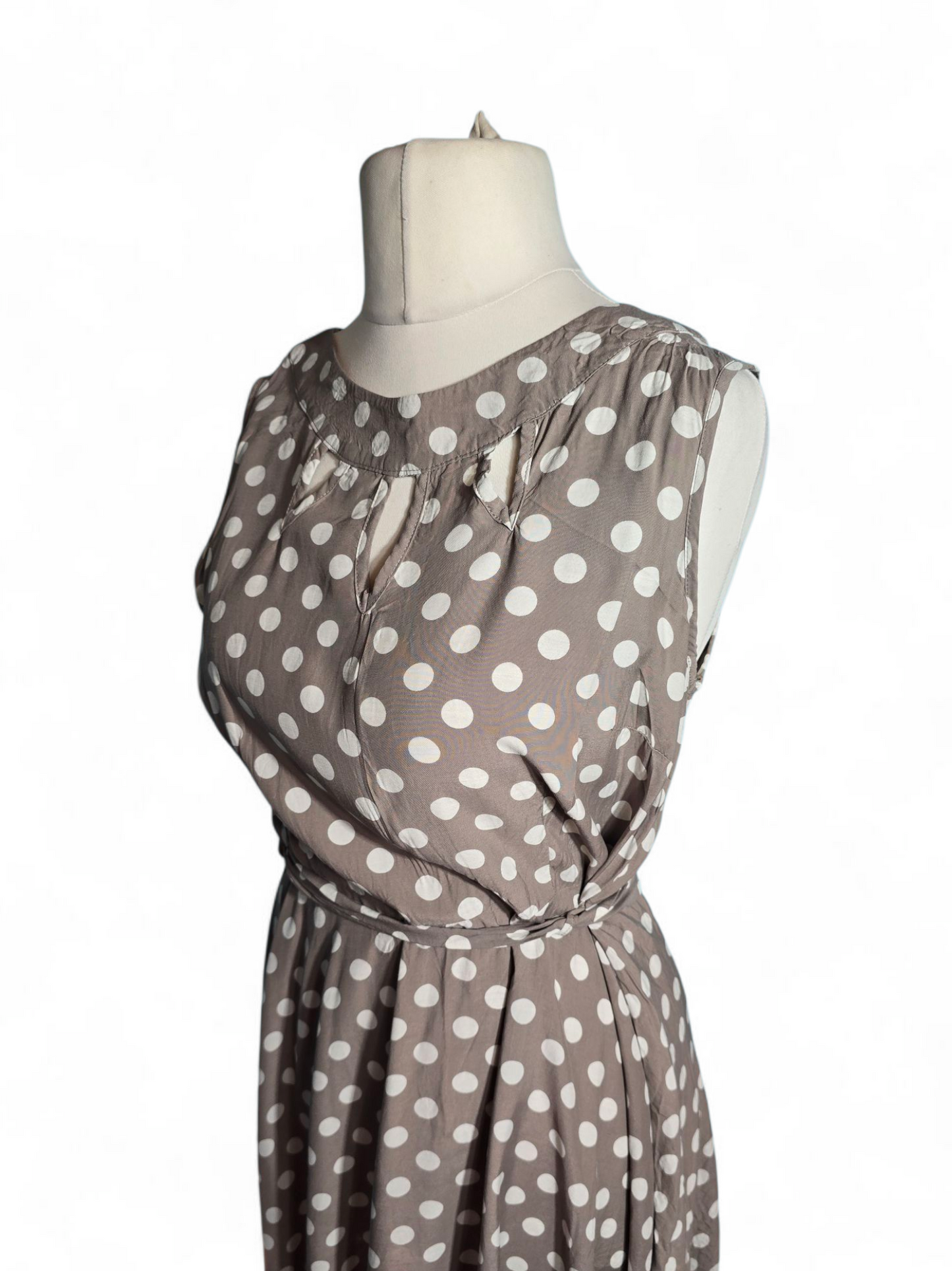 Wallis Petite Light Brown & White Polka Dot Flared Midi Dress | Sleeveless | Belted | 100% Viscose Size 16