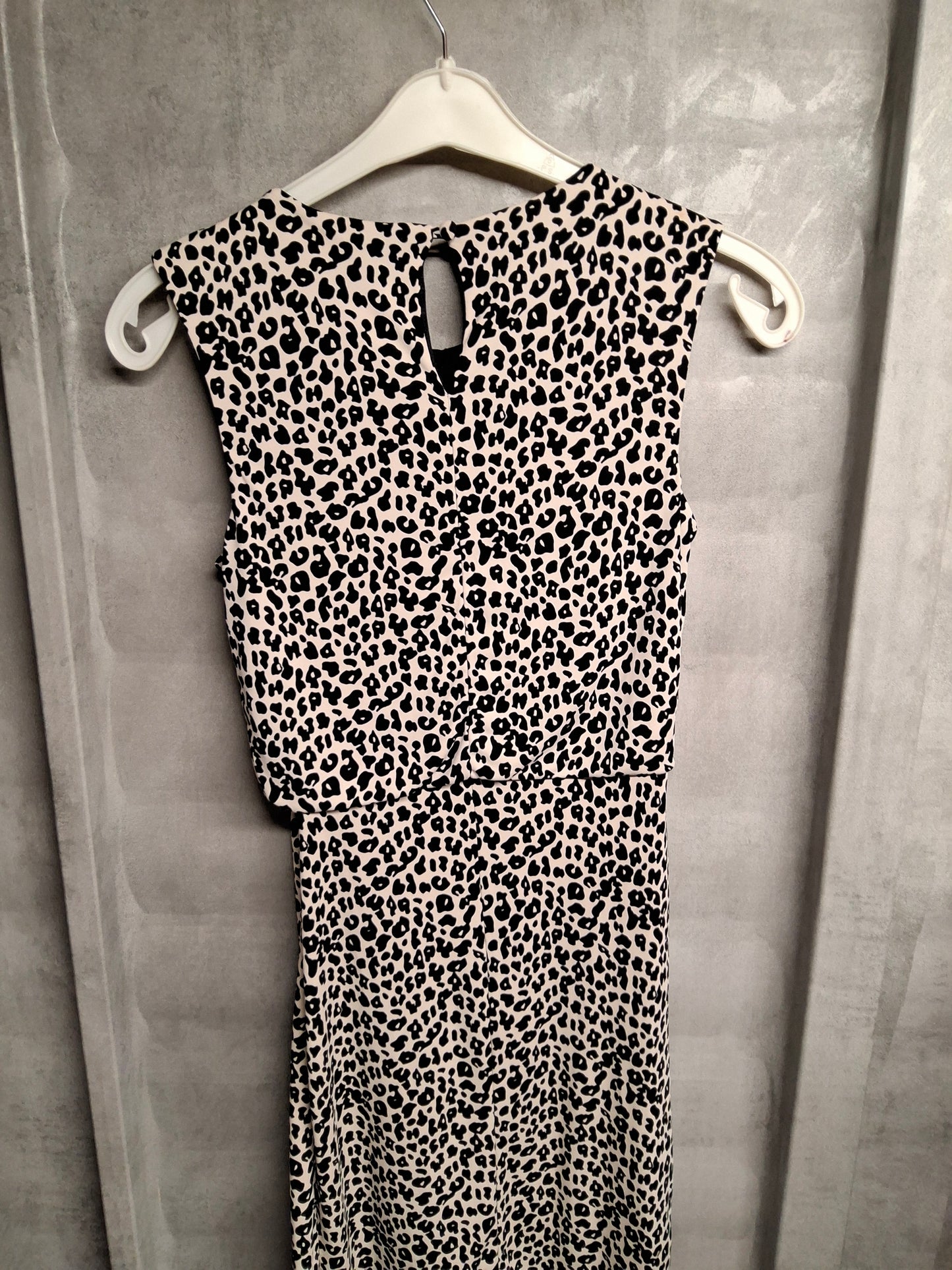 Next Animal Print Sleeveless Midi Dress ā UK size 8 ā Lightweight & Breezy